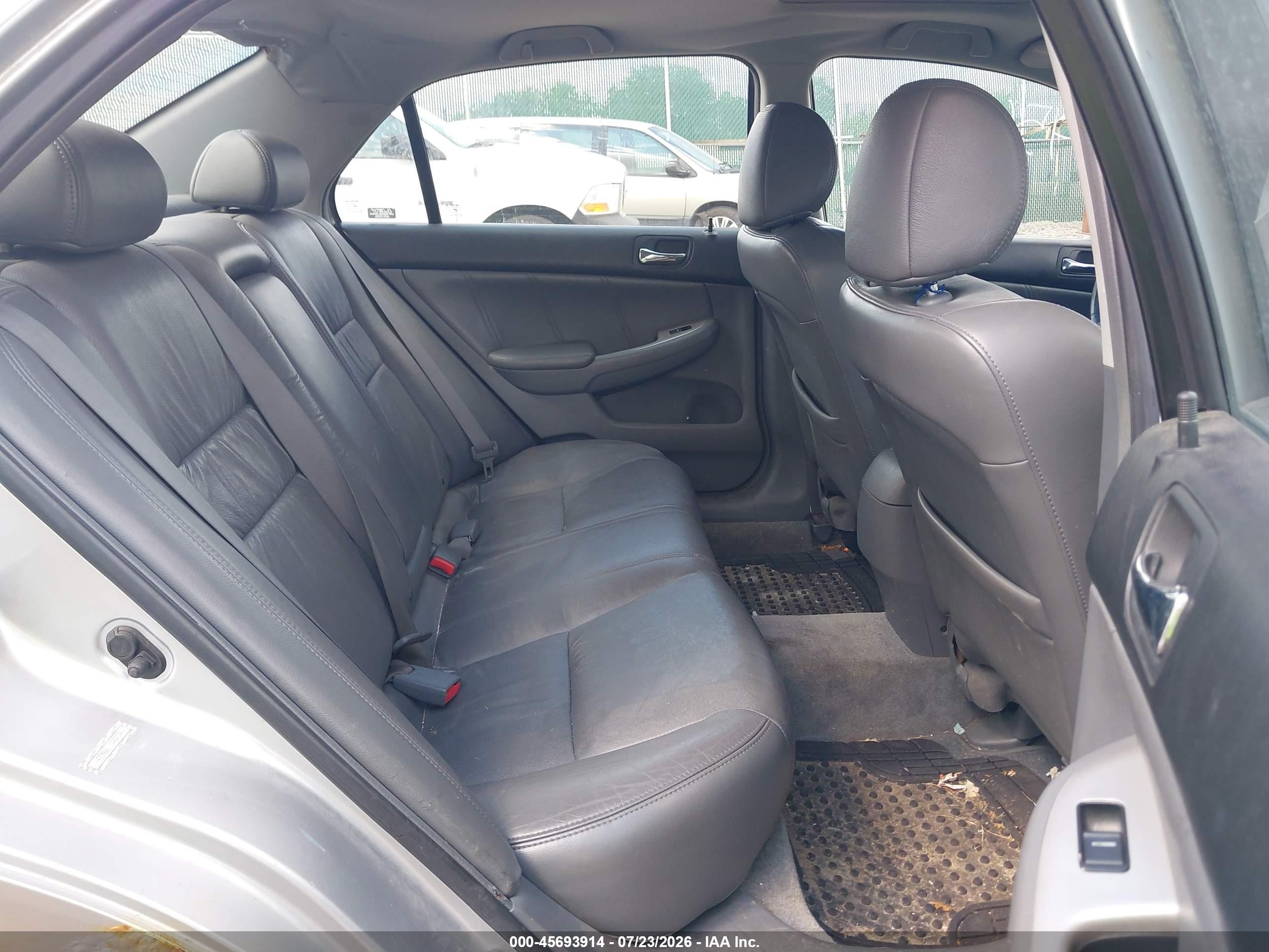 2007 Honda Accord 3.0 Ex Silver vin: 1HGCM66517A077246
