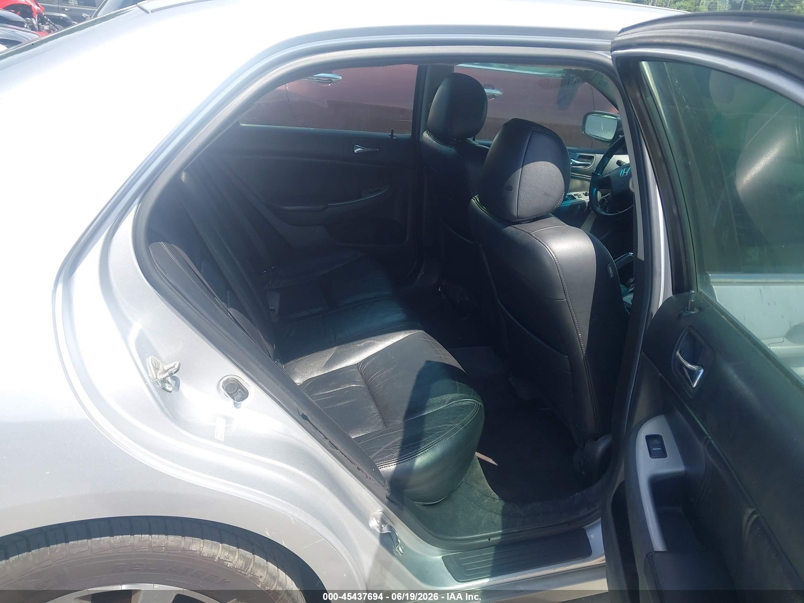 2007 Honda Accord 3.0 Ex Silver vin: 1HGCM66517A086433