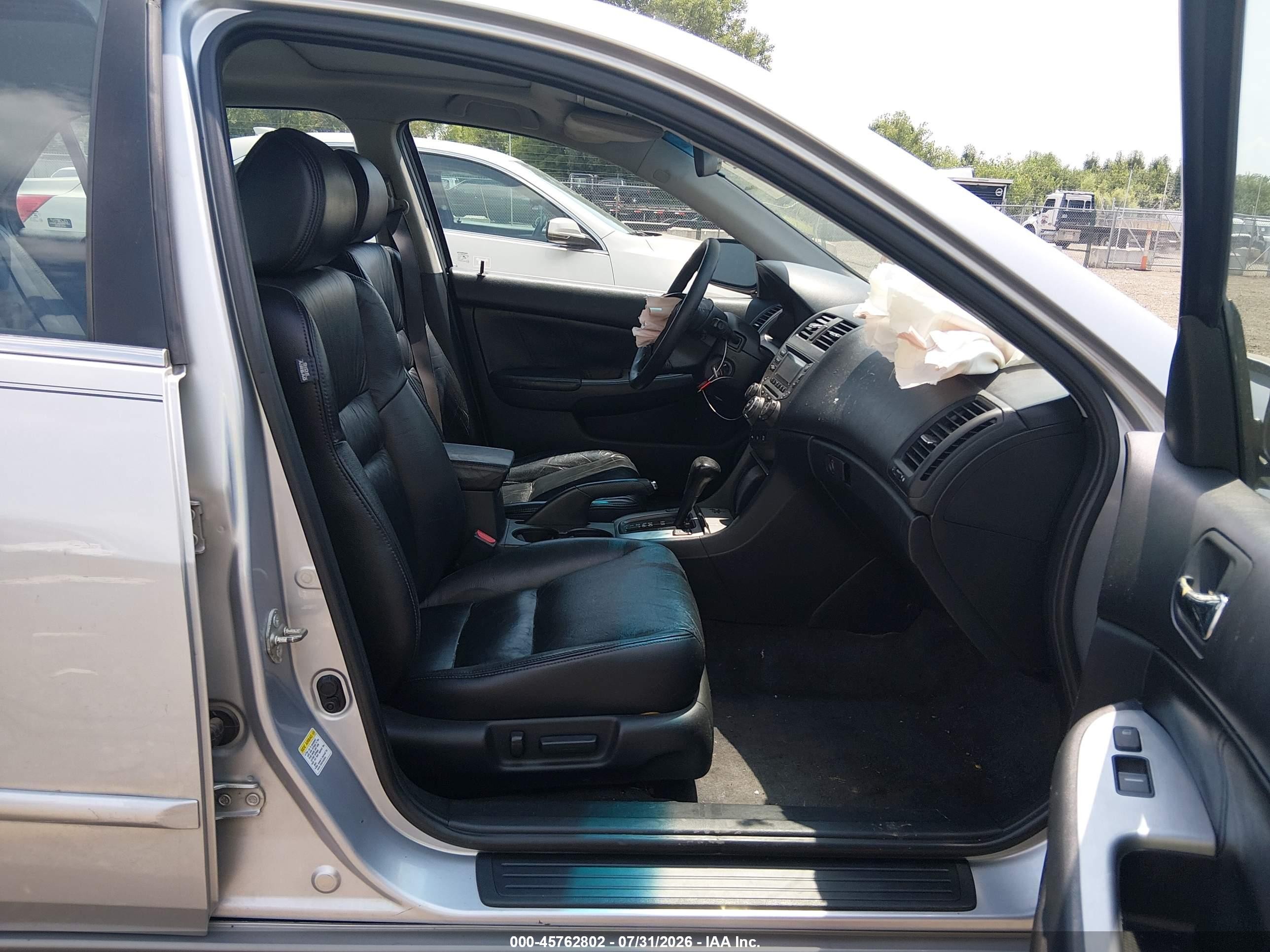 2003 Honda Accord 3.0 Ex Silver vin: 1HGCM66523A011380