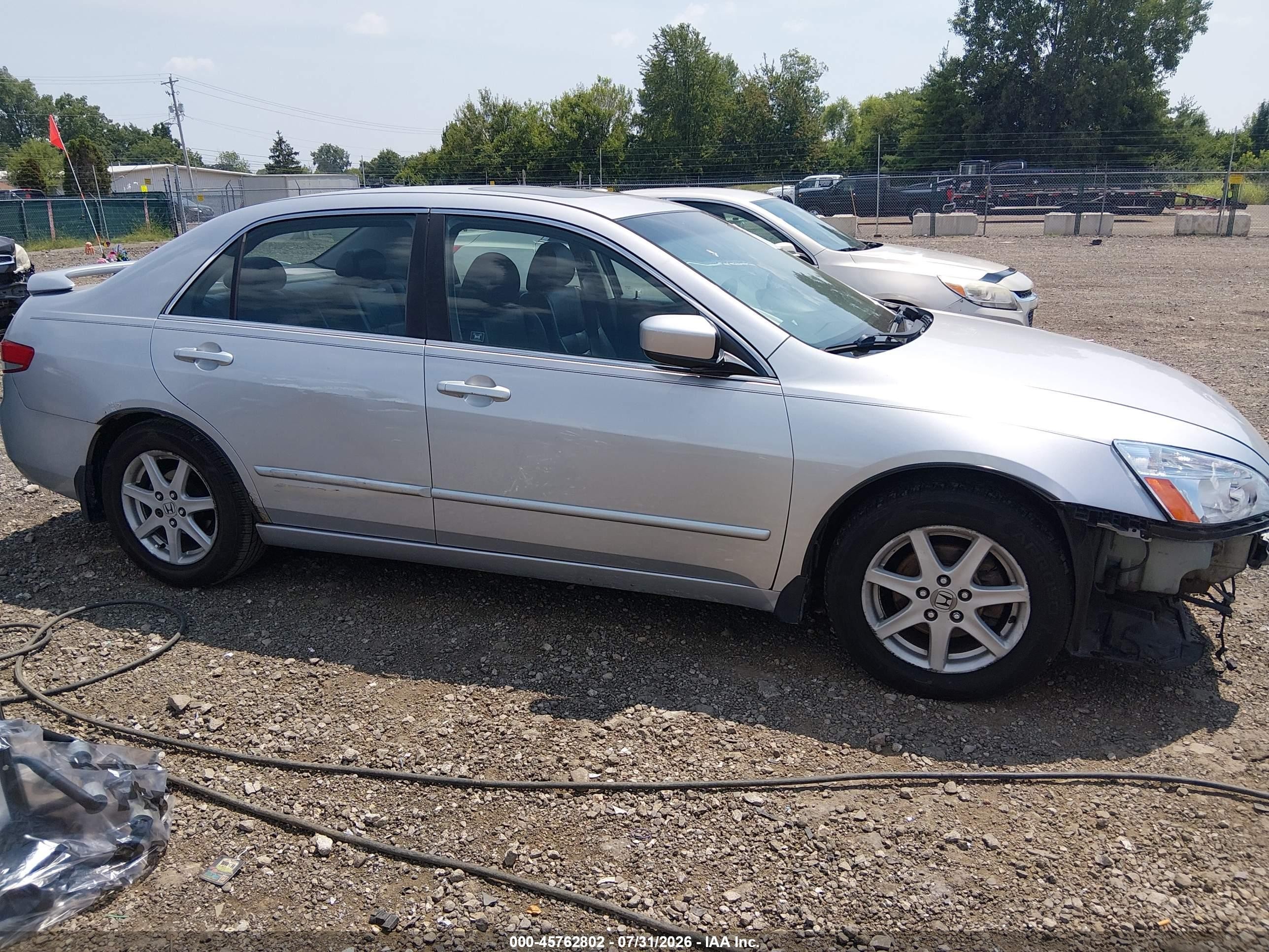 2003 Honda Accord 3.0 Ex Silver vin: 1HGCM66523A011380