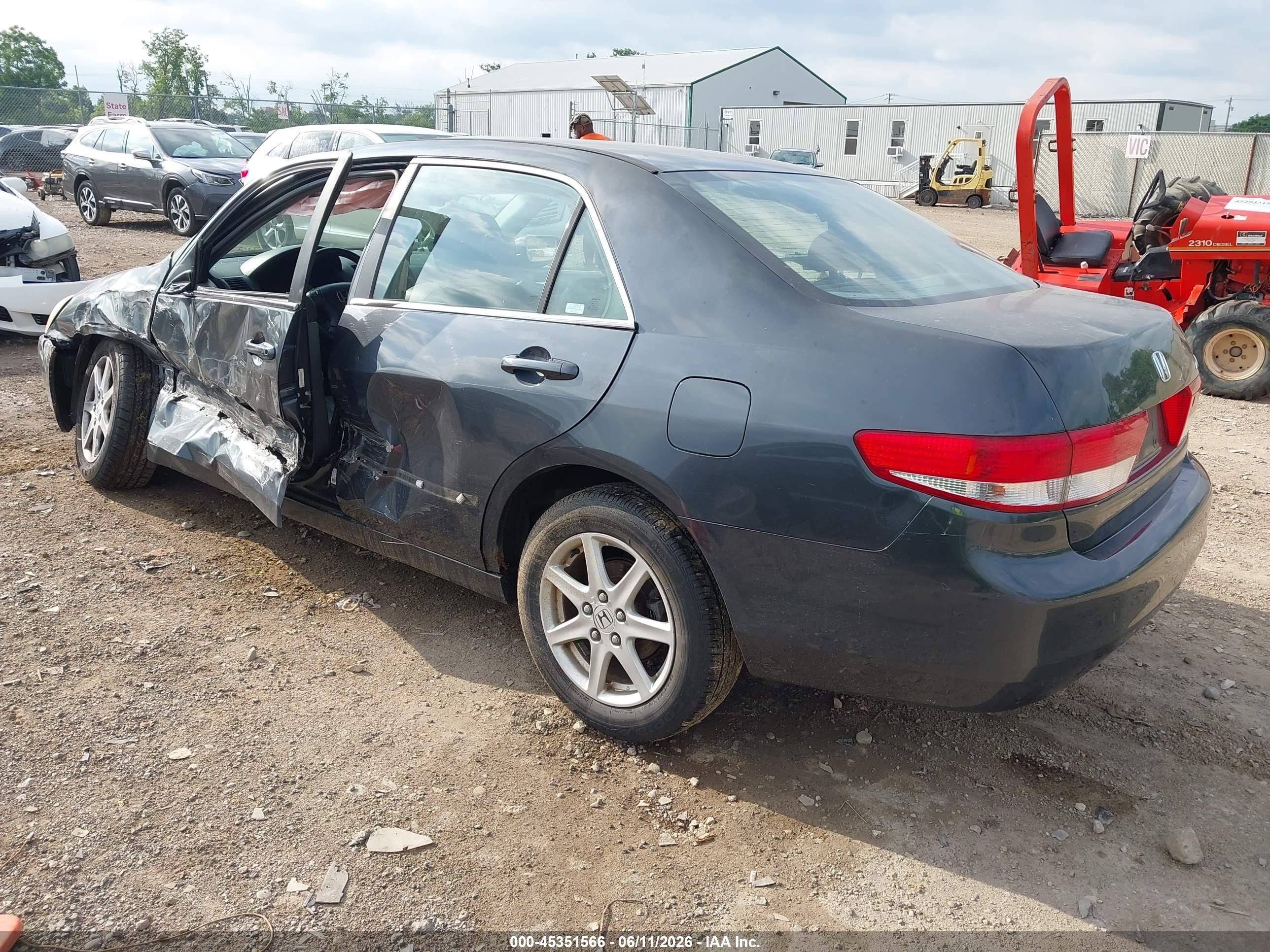 2003 Honda Accord 3.0 Ex Gray vin: 1HGCM66523A081297