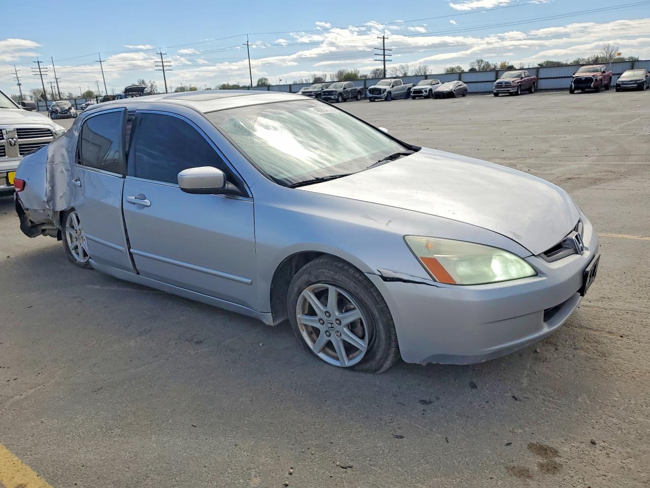 2004 Honda Accord Ex Silver vin: 1HGCM66524A027614