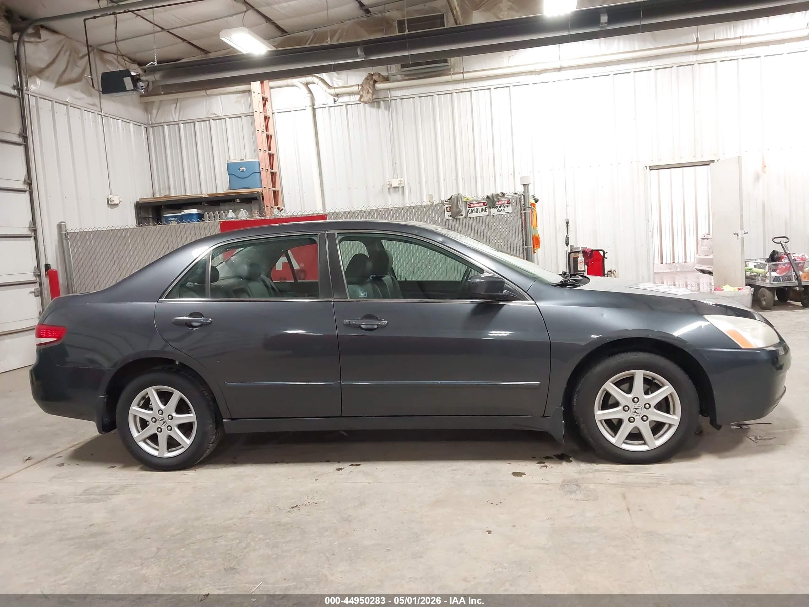 2004 Honda Accord 3.0 Ex Gray vin: 1HGCM66524A098103