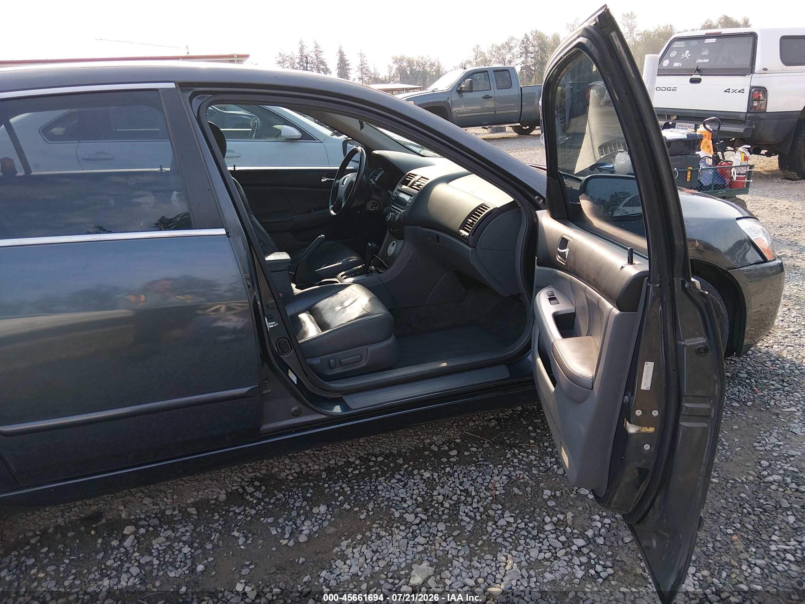 2005 Honda Accord 3.0 Ex Серый vin: 1HGCM66525A011883