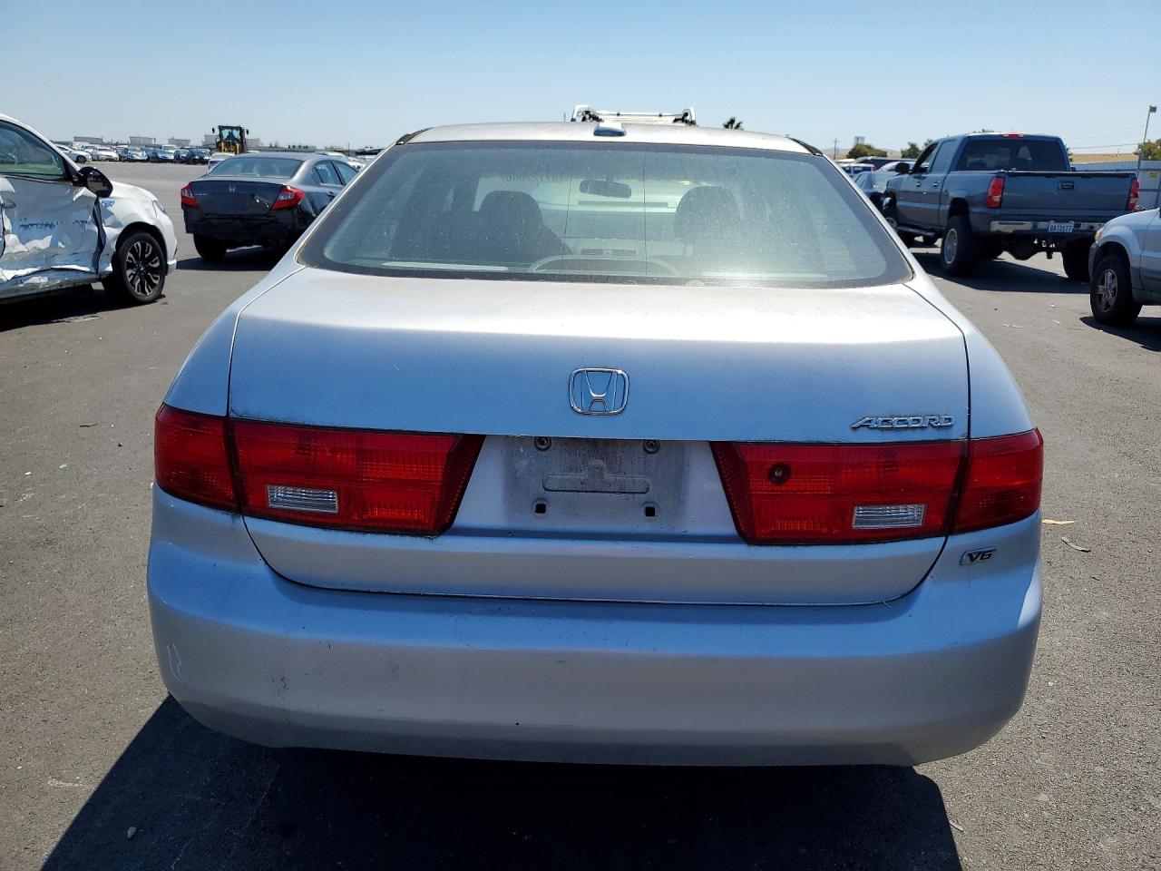 2005 Honda Accord Ex Silver vin: 1HGCM66525A026559