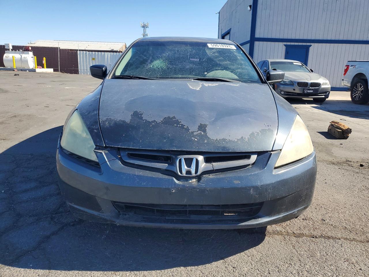 2005 Hond Accord Gray vin: 1HGCM66525A050330