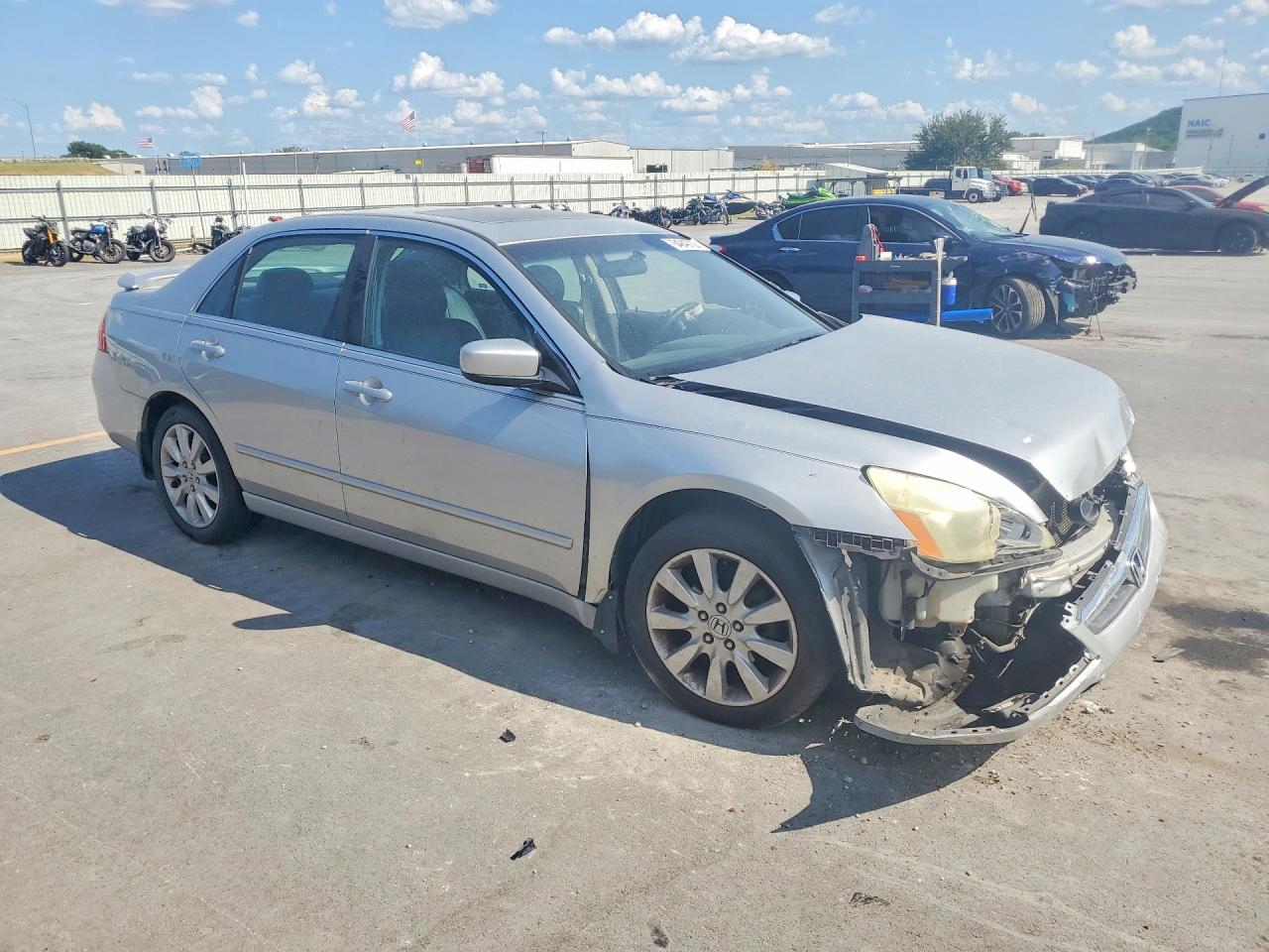 2007 Honda Accord Ex Silver vin: 1HGCM66527A001275