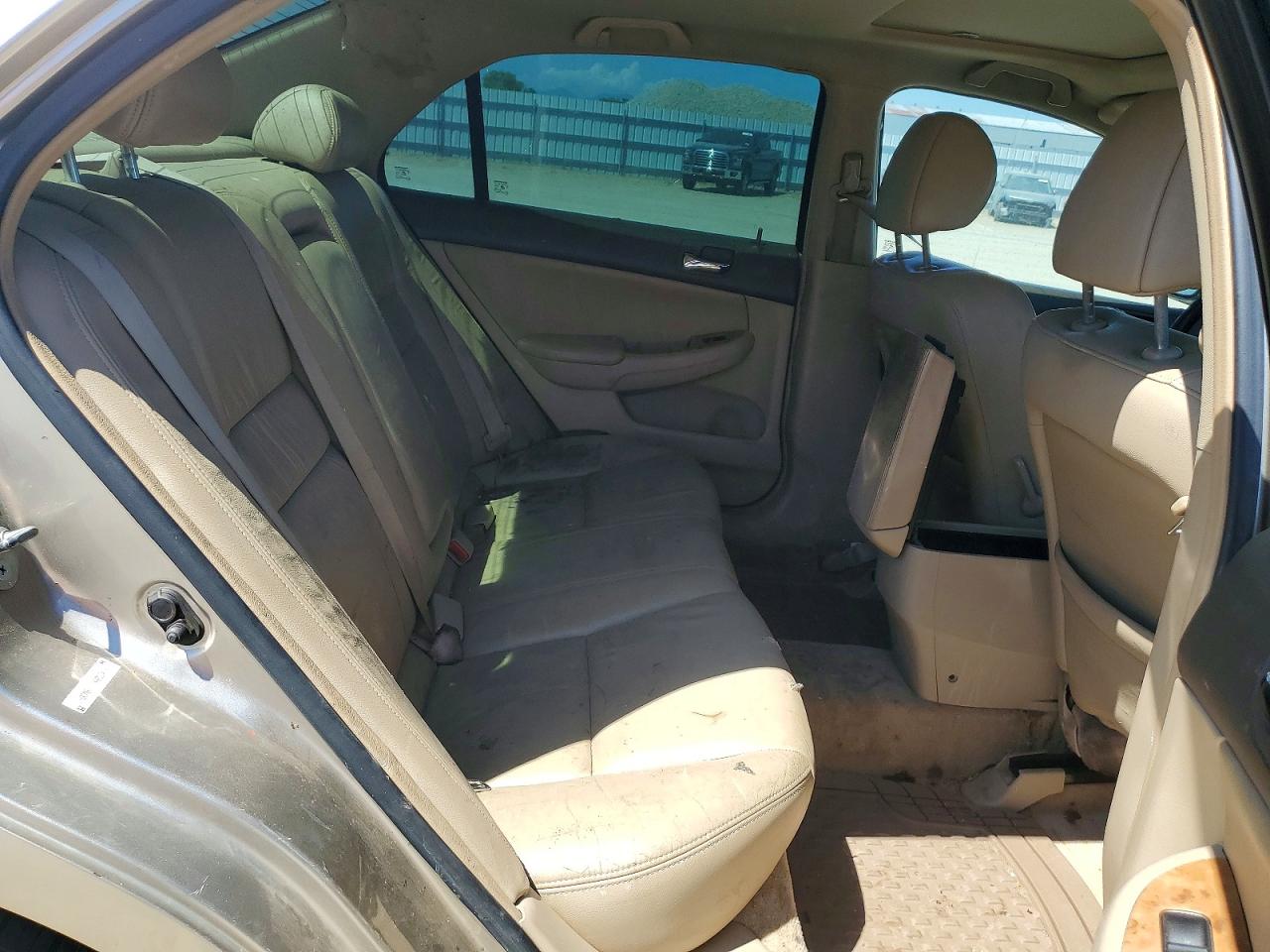 2003 Honda Accord 4d Ex Tan vin: 1HGCM66533A012425
