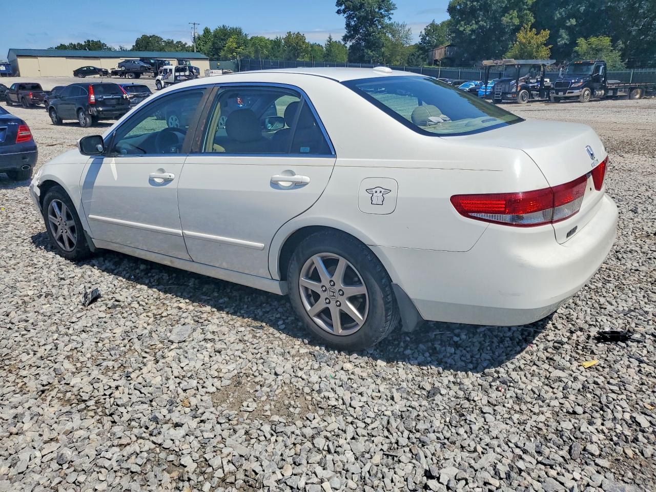 2004 Honda Accord Ex White vin: 1HGCM66534A002804