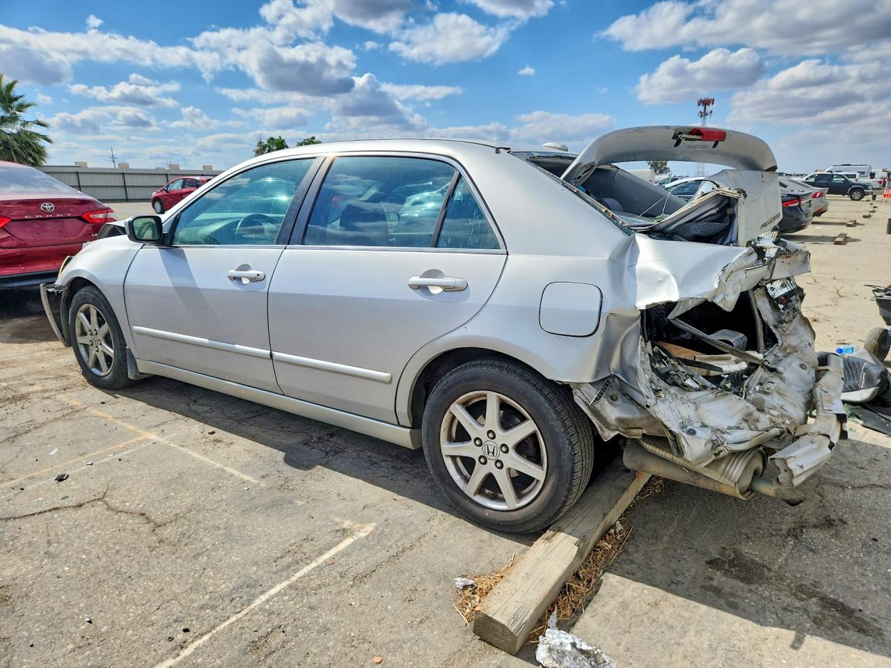 2004 Honda Accord Ex Silver vin: 1HGCM66534A041599