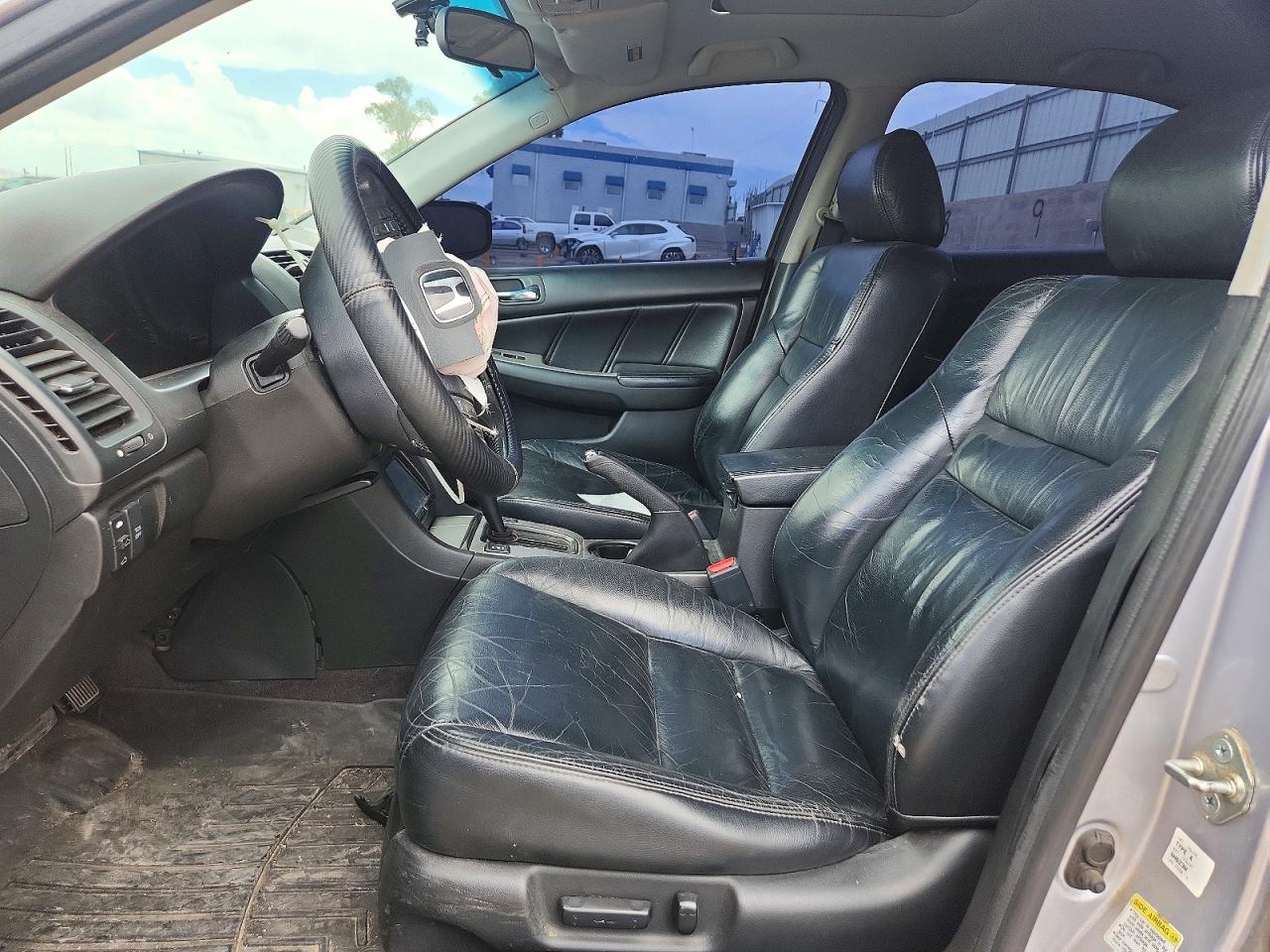 2004 Honda Accord Ex Silver vin: 1HGCM66534A103938