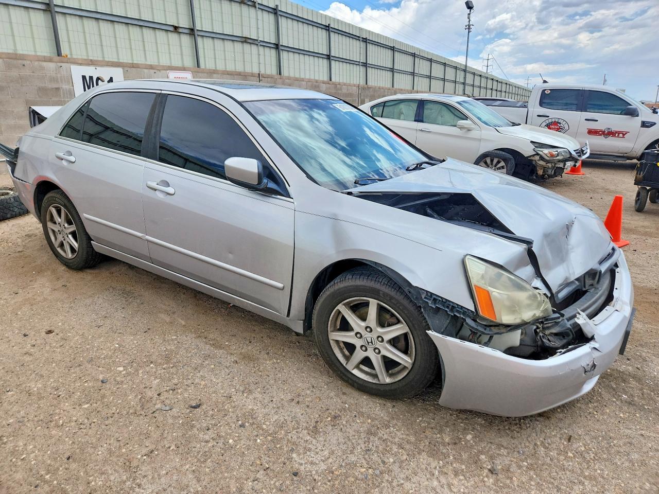 2004 Honda Accord Ex Silver vin: 1HGCM66534A103938
