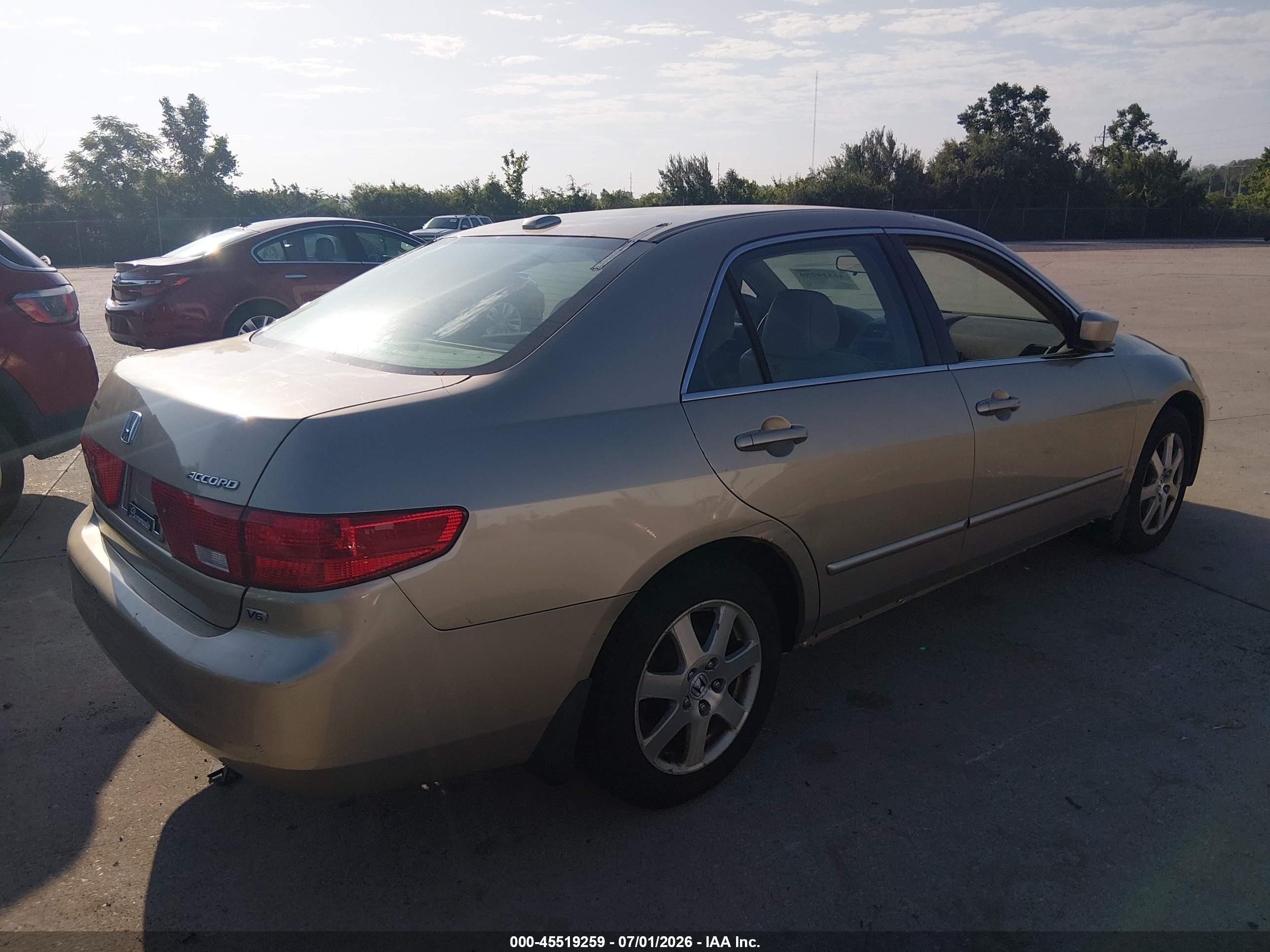 2005 Honda Accord 3.0 Ex Золотой vin: 1HGCM66535A056119