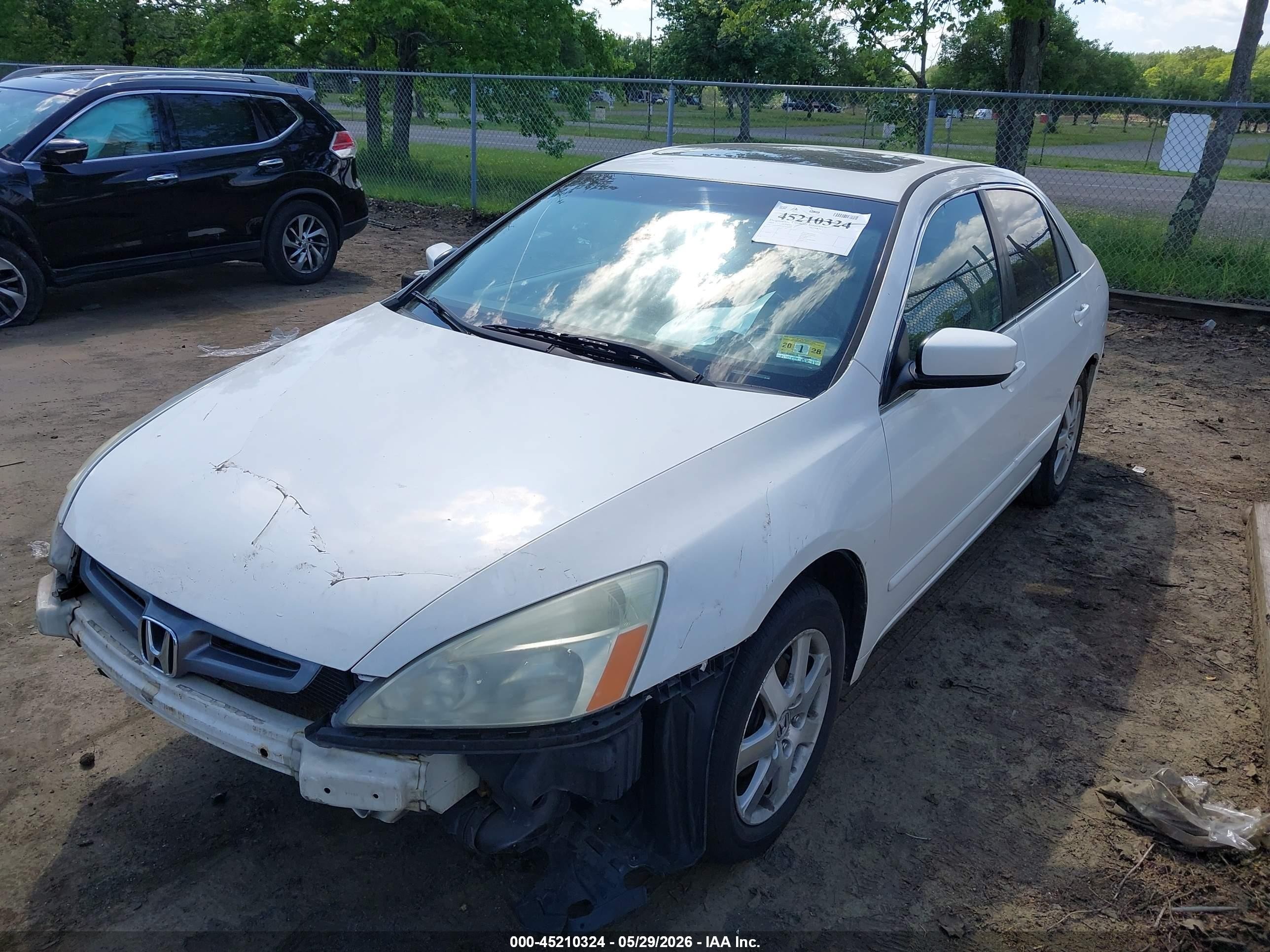 2005 Honda Accord 3.0 Ex Белый vin: 1HGCM66535A060736
