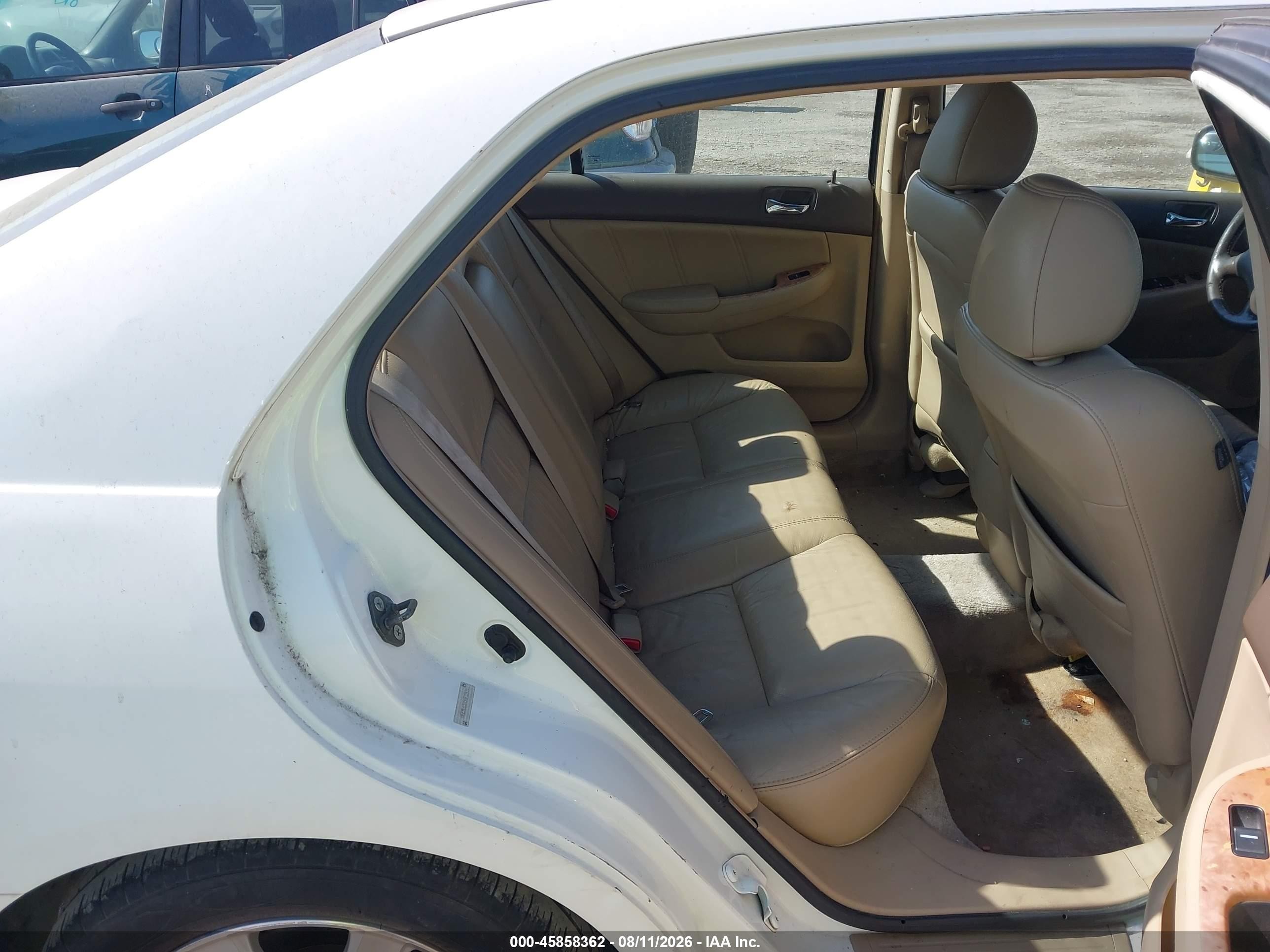 2005 Honda Accord 3.0 Ex White vin: 1HGCM66535A072451