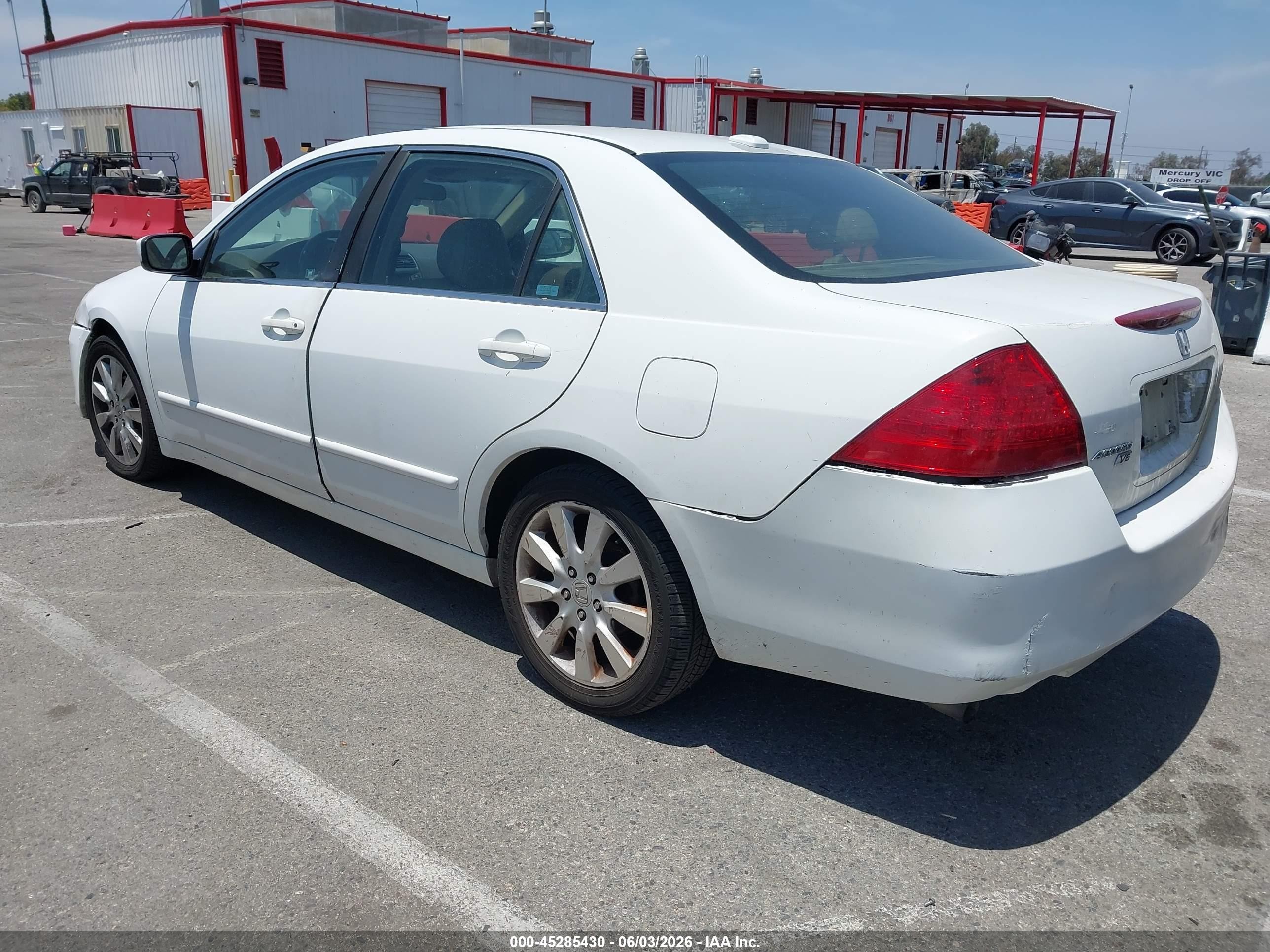 2006 Honda Accord 3.0 Ex White vin: 1HGCM66536A059832