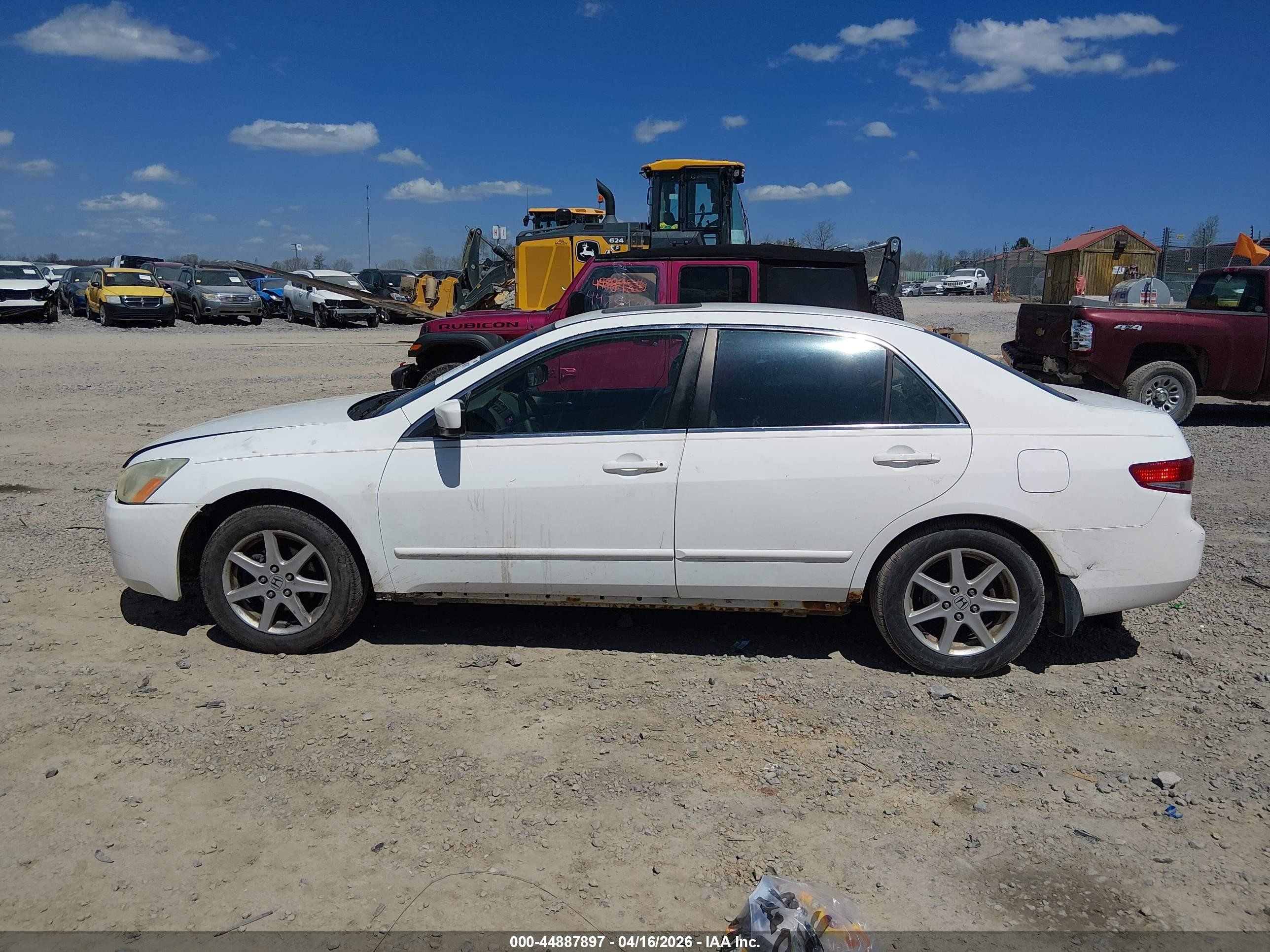 2003 Honda Accord 3.0 Ex White vin: 1HGCM66543A077722