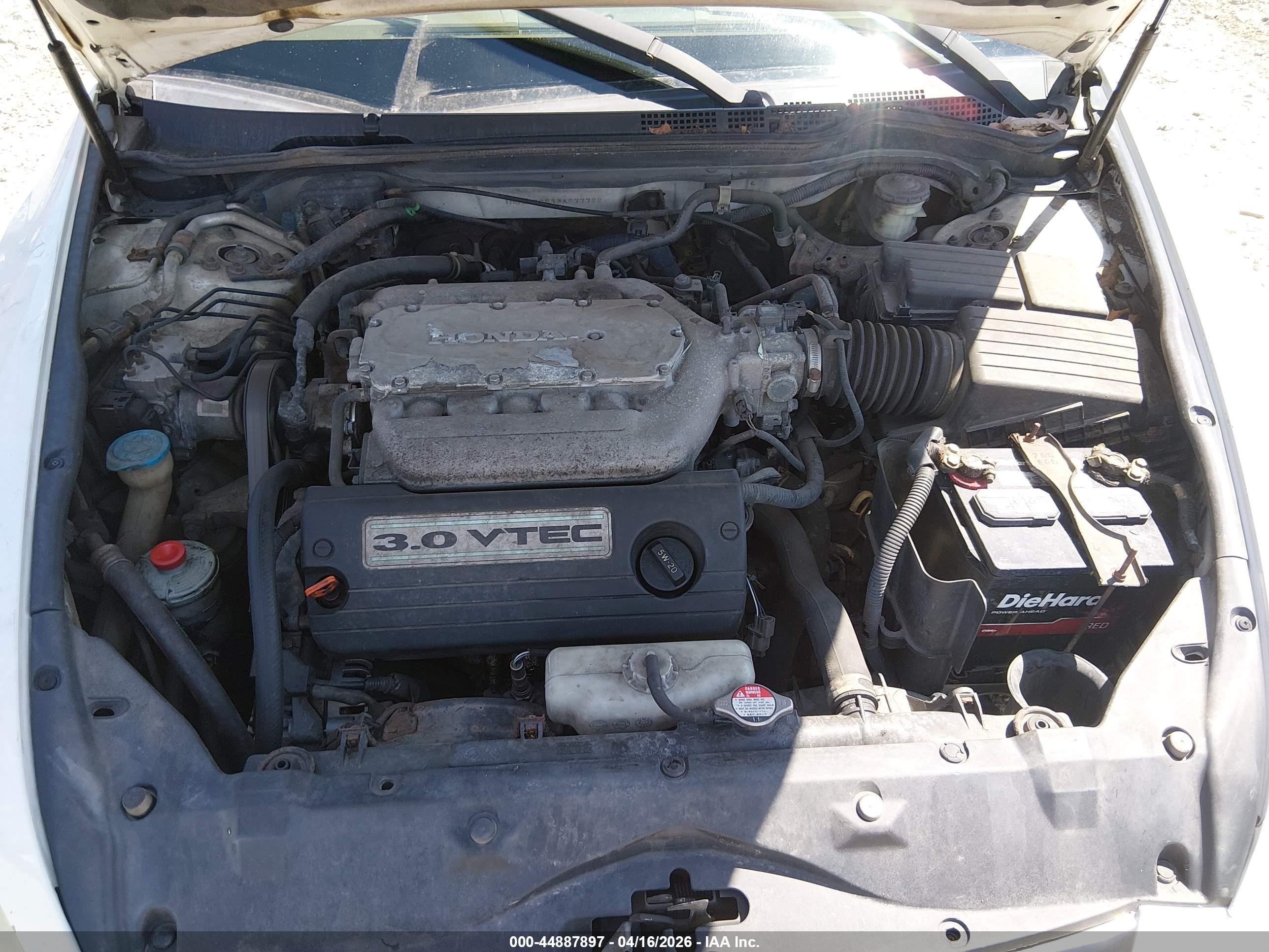 2003 Honda Accord 3.0 Ex White vin: 1HGCM66543A077722