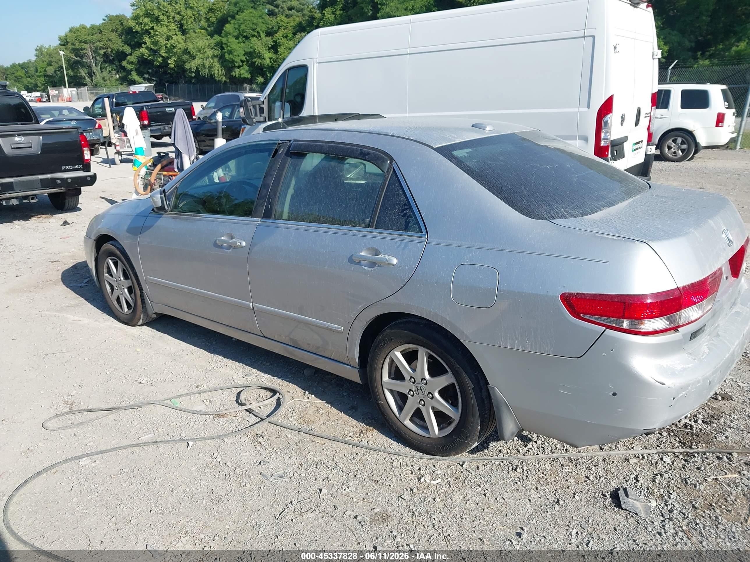 2004 Honda Accord 3.0 Ex Silver vin: 1HGCM66544A013214