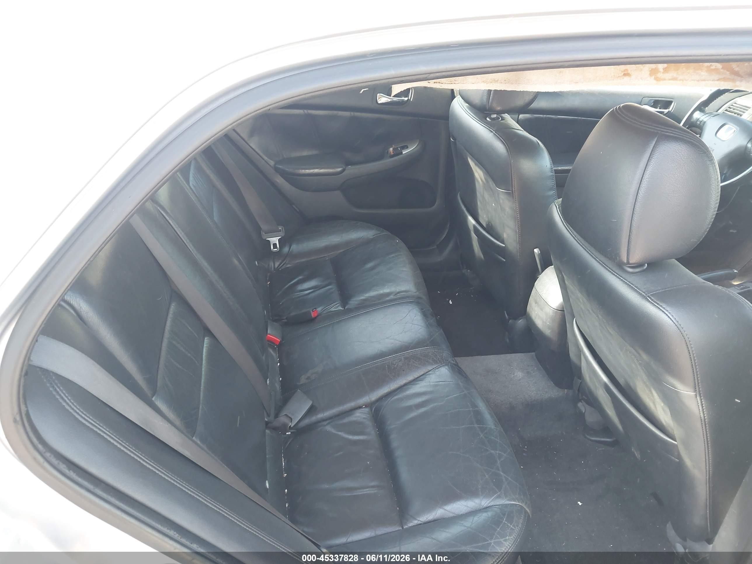 2004 Honda Accord 3.0 Ex Silver vin: 1HGCM66544A013214