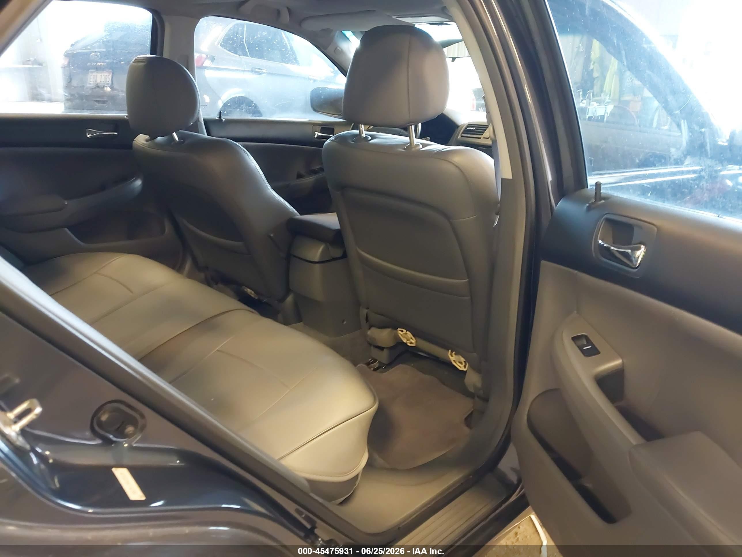 2004 Honda Accord 3.0 Ex Black vin: 1HGCM66544A086602