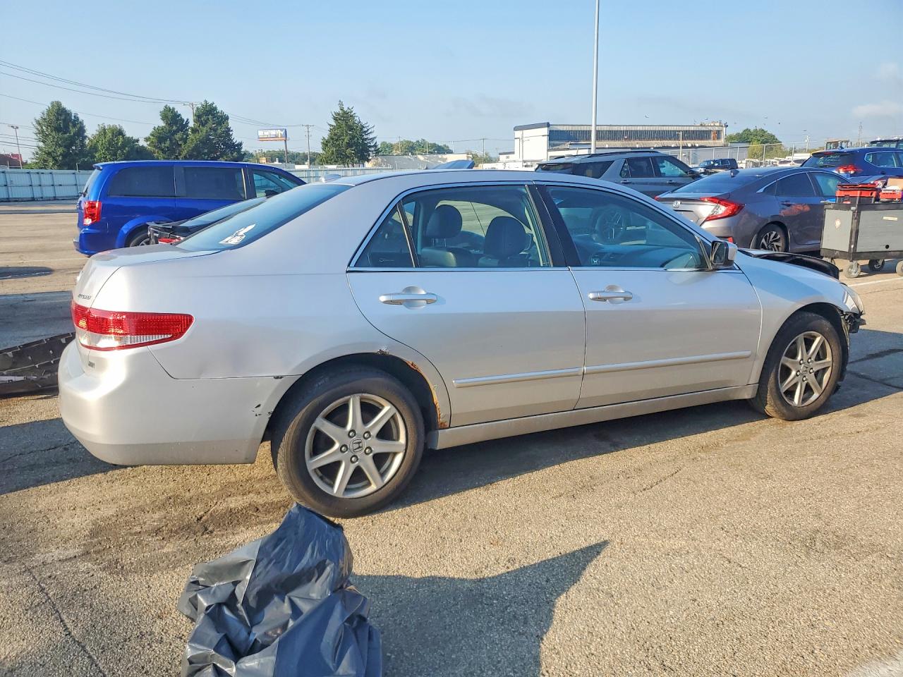 2004 Honda Accord Ex Silver vin: 1HGCM66544A095090