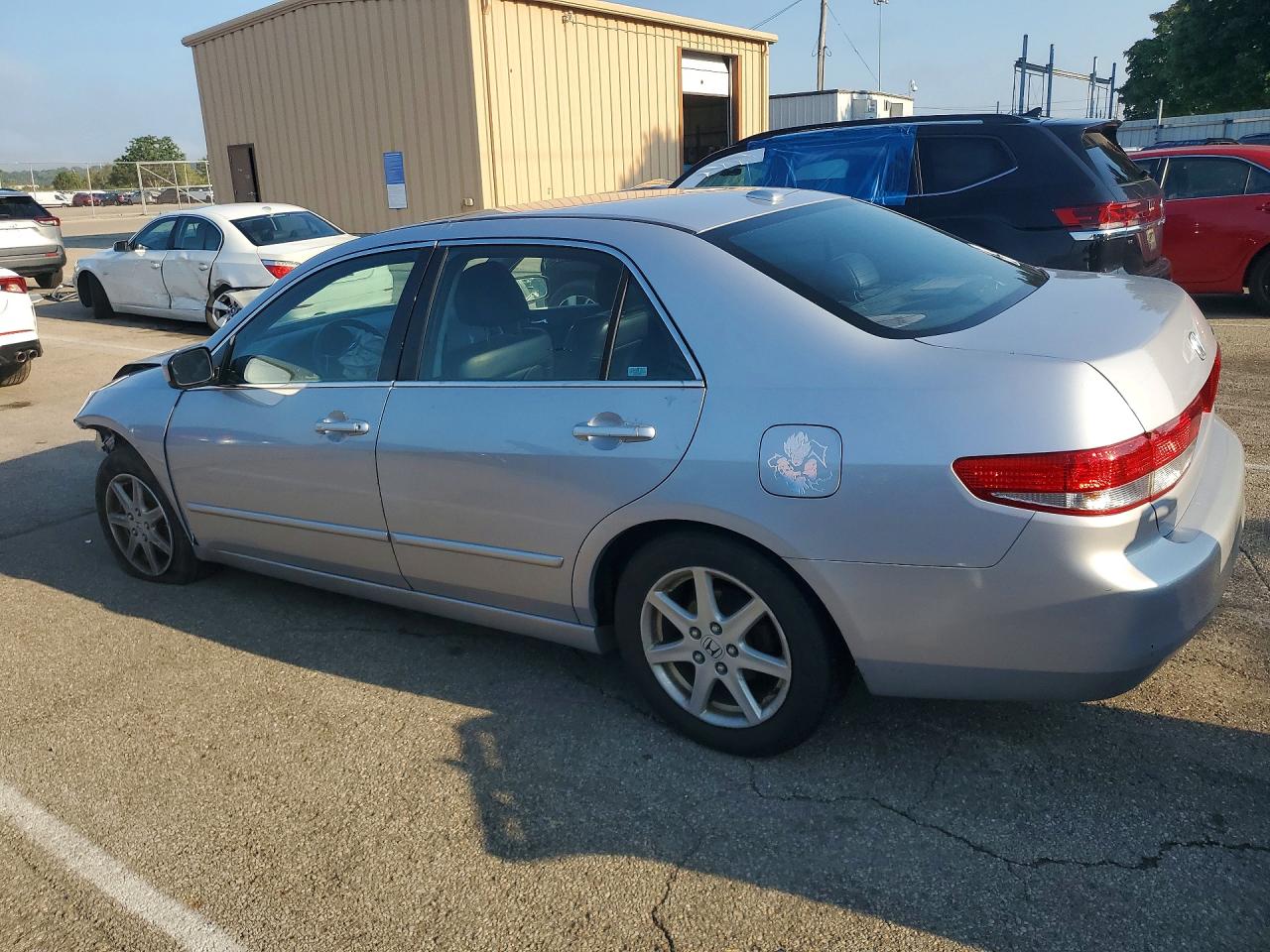 2004 Honda Accord Ex Silver vin: 1HGCM66544A095090