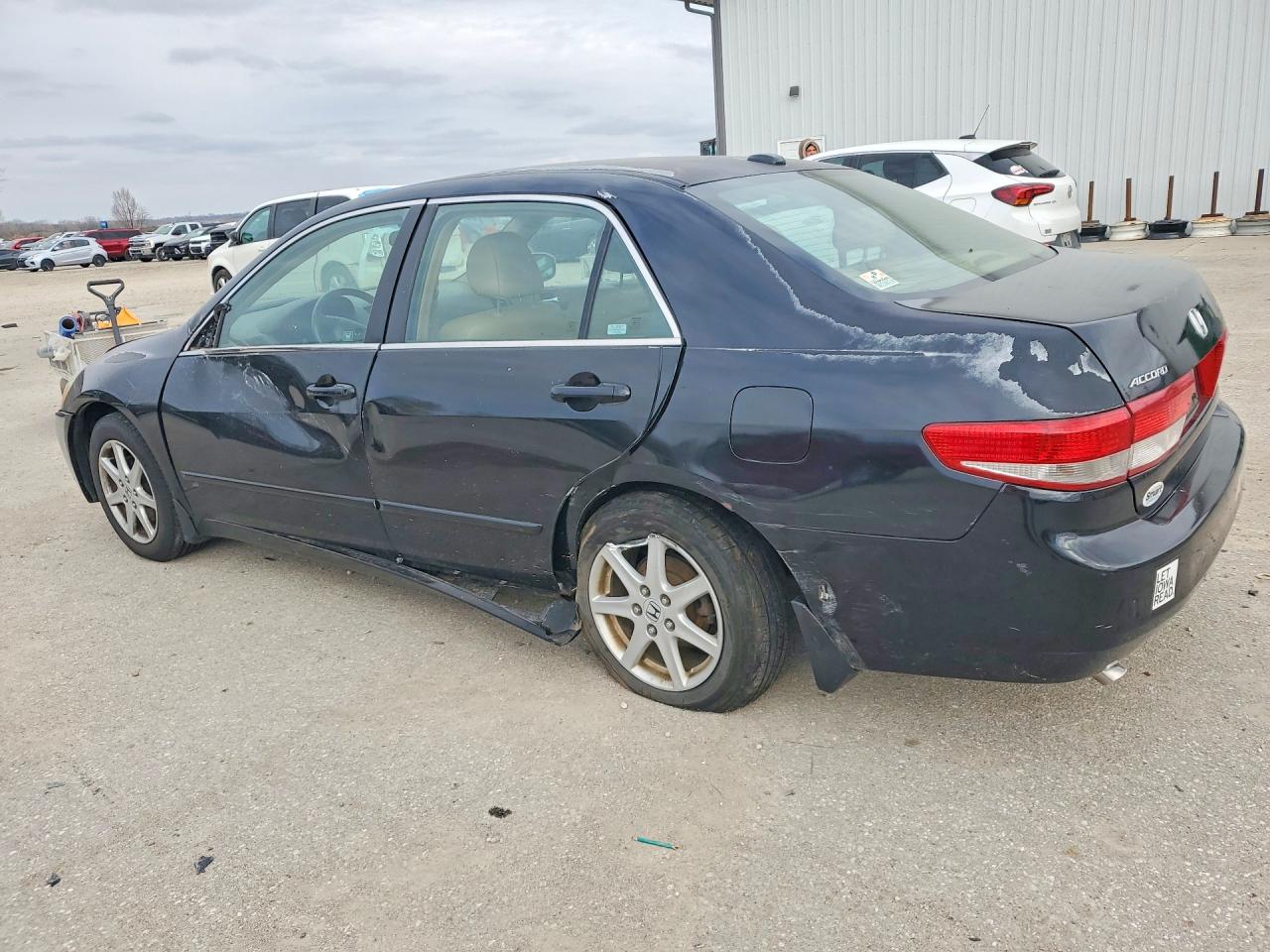 2004 Honda Accord Ex Black vin: 1HGCM66544A104046