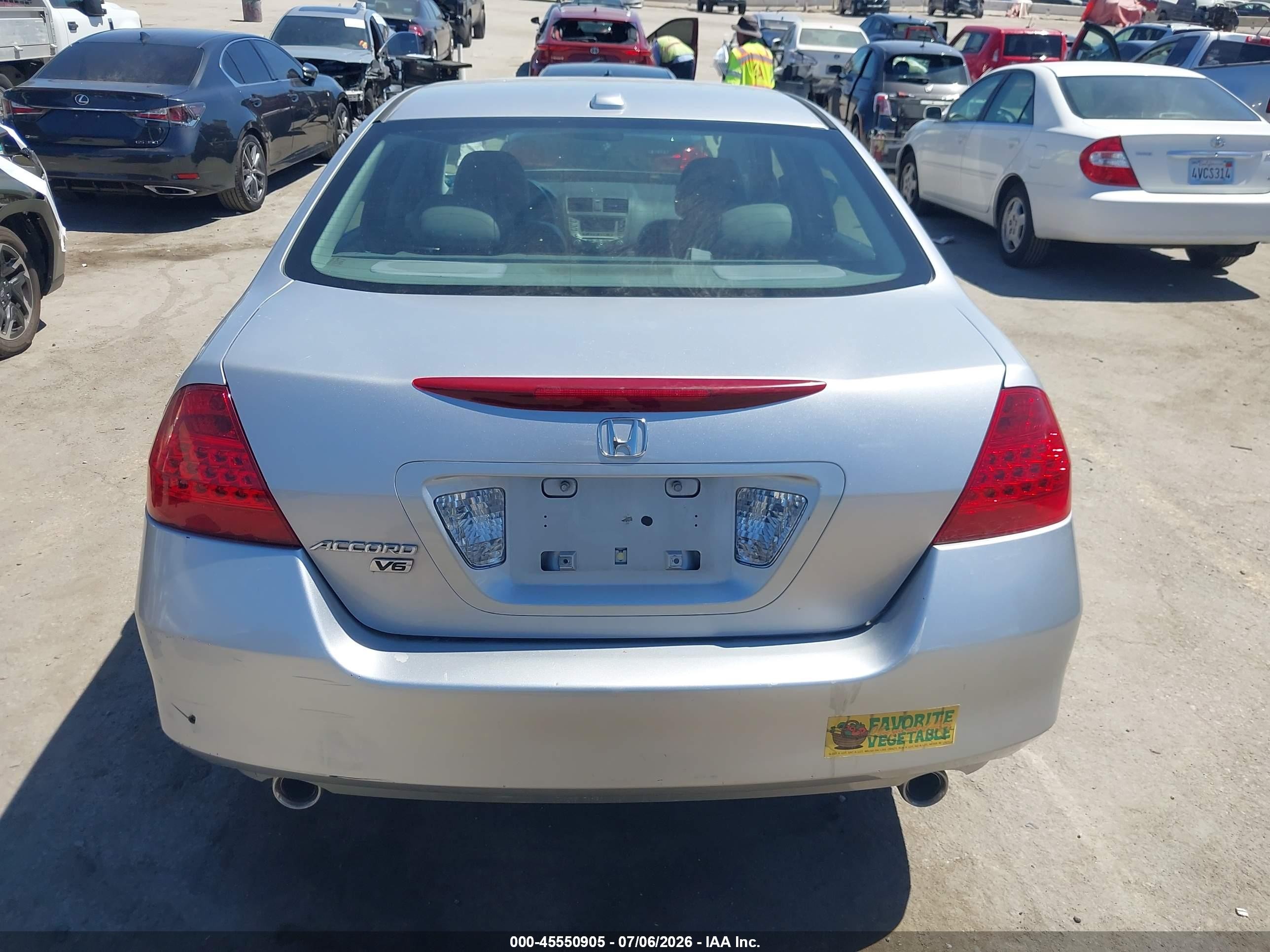 2006 Honda Accord 3.0 Ex Silver vin: 1HGCM66546A067633