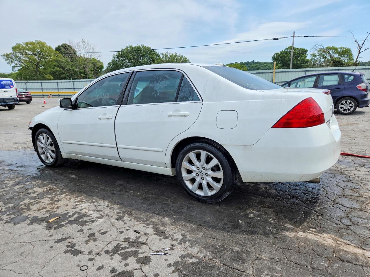 2007 Honda Accord Ex Белый vin: 1HGCM66547A106027