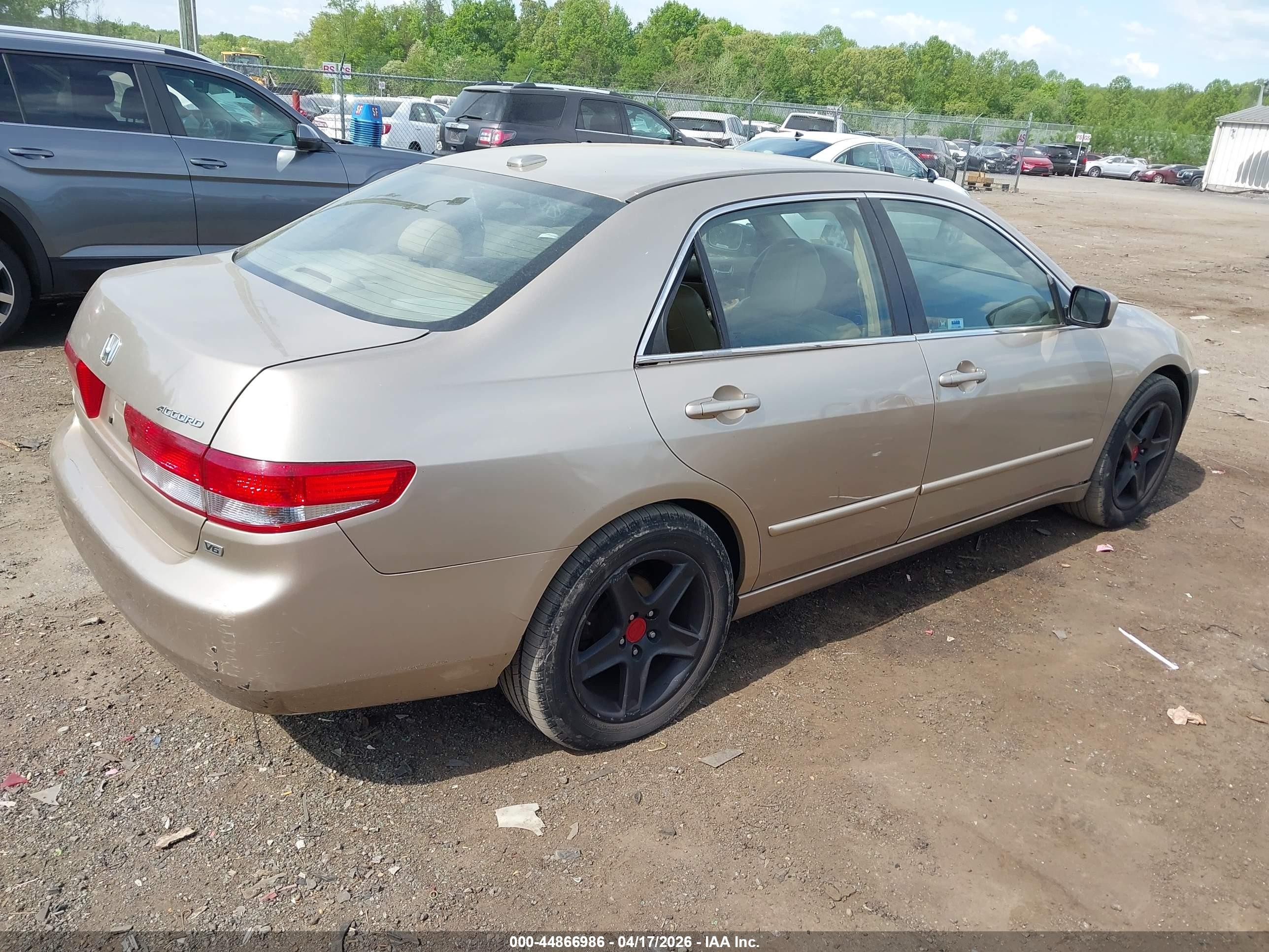2004 Honda Accord 3.0 Ex Champagne vin: 1HGCM66554A101026