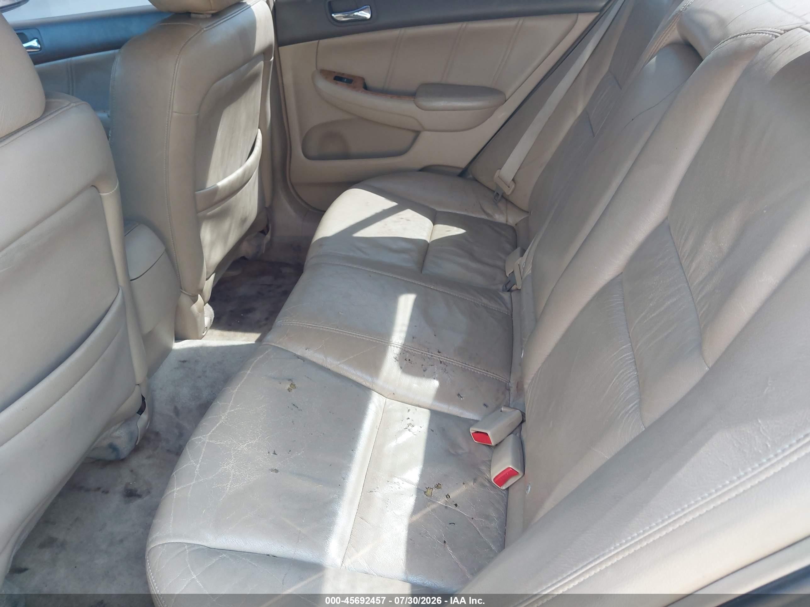 2004 Honda Accord 3.0 Ex Tan vin: 1HGCM66554A103620