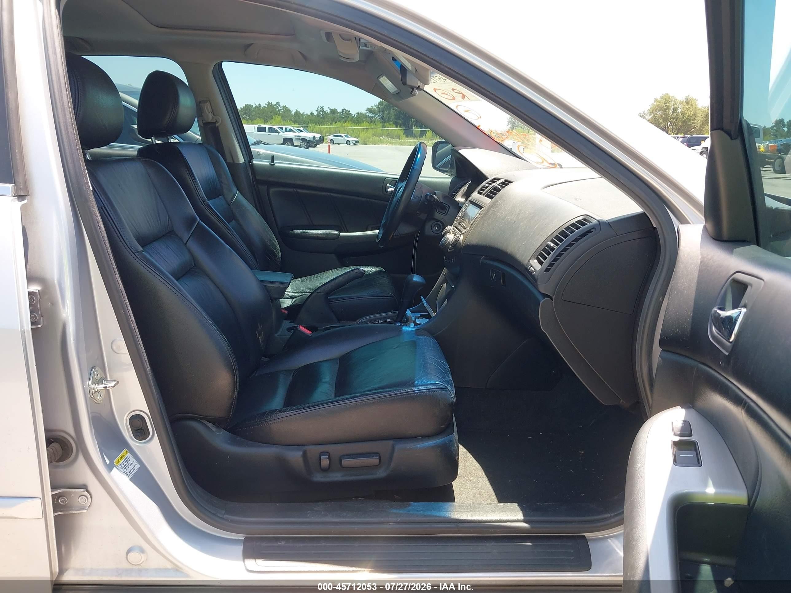 2005 Honda Accord 3.0 Ex Silver vin: 1HGCM66555A040116