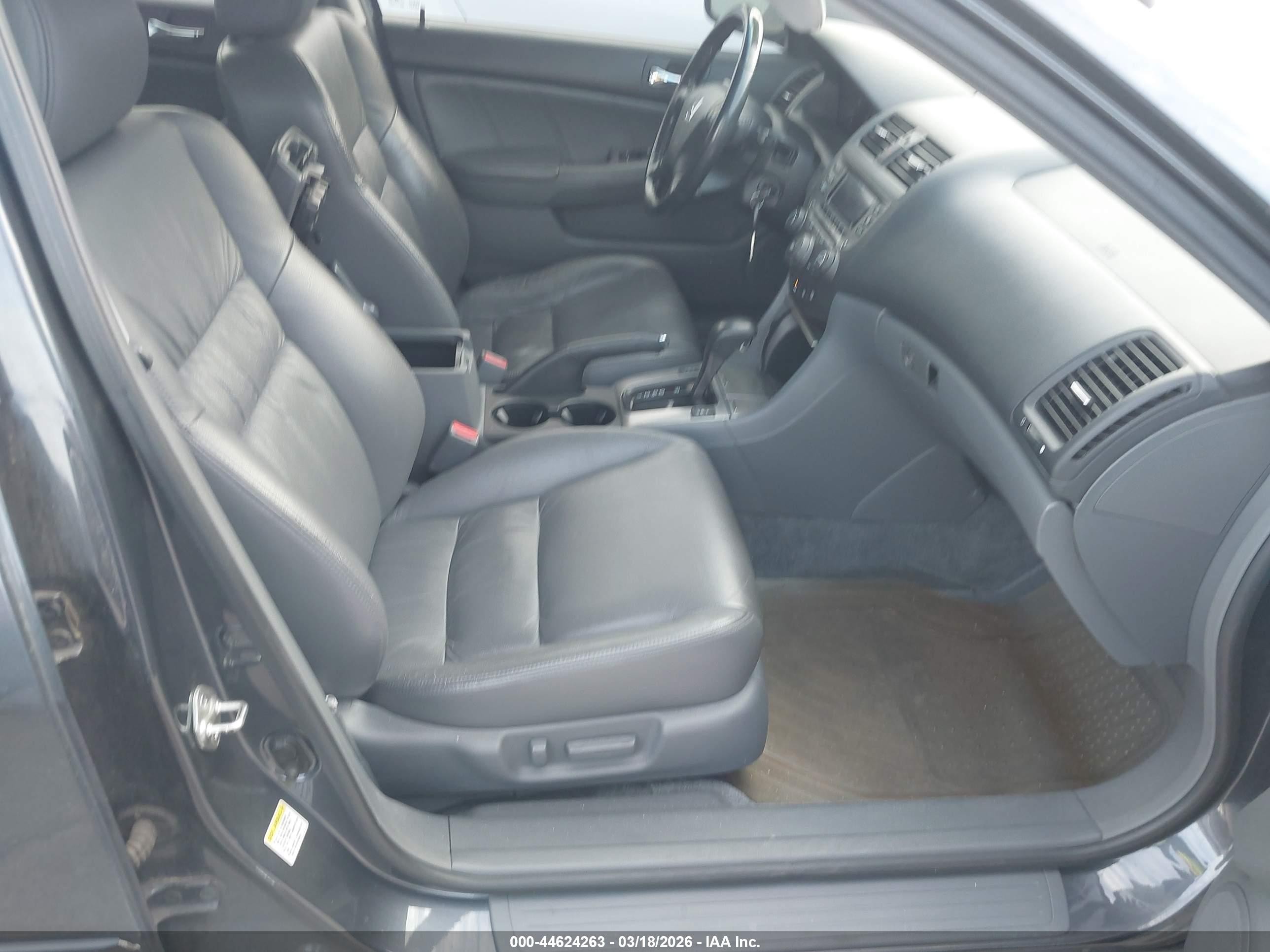 2007 Honda Accord 3.0 Ex Серый vin: 1HGCM66557A015090
