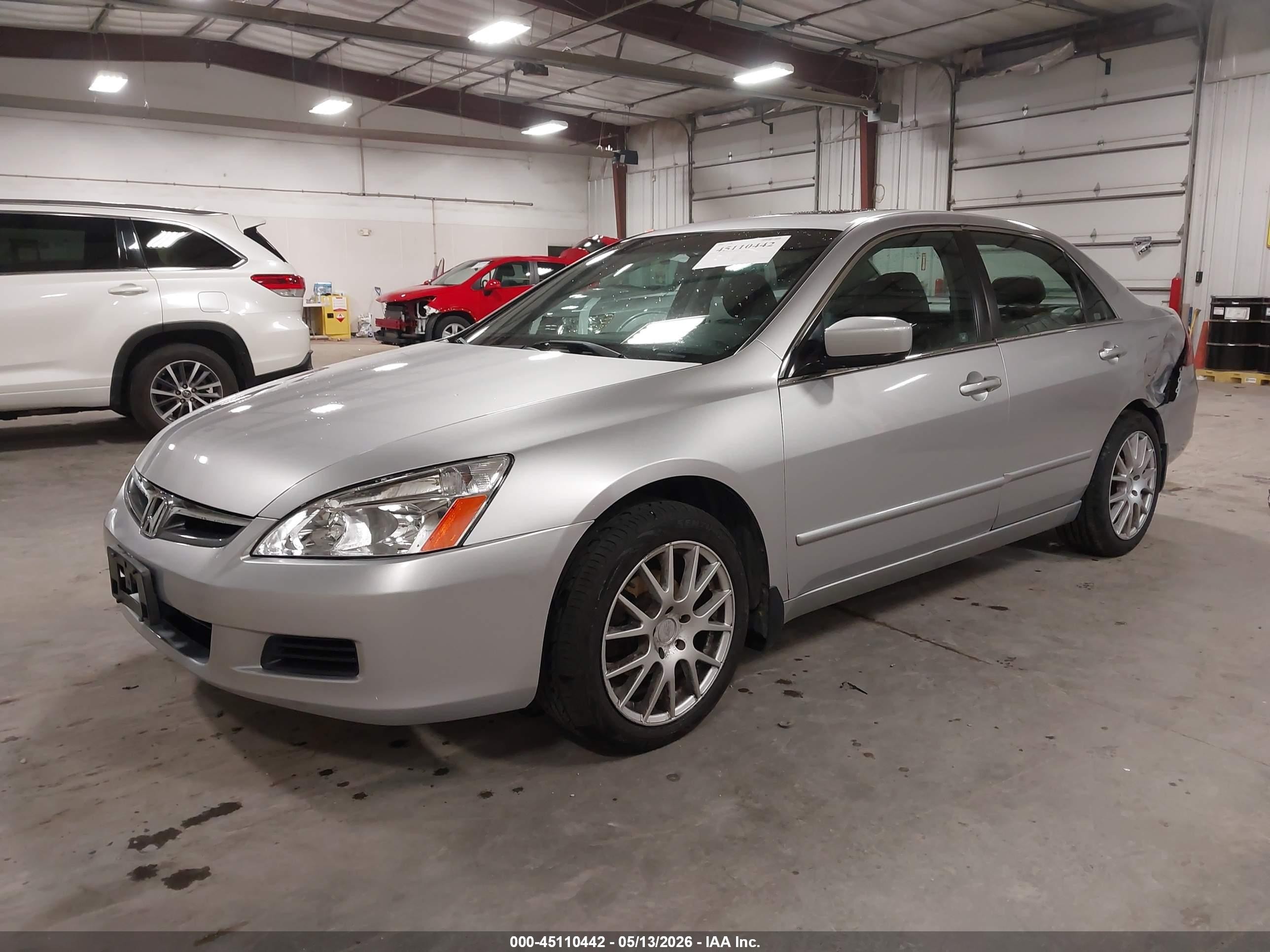 2007 Honda Accord 3.0 Ex Silver vin: 1HGCM66557A053368