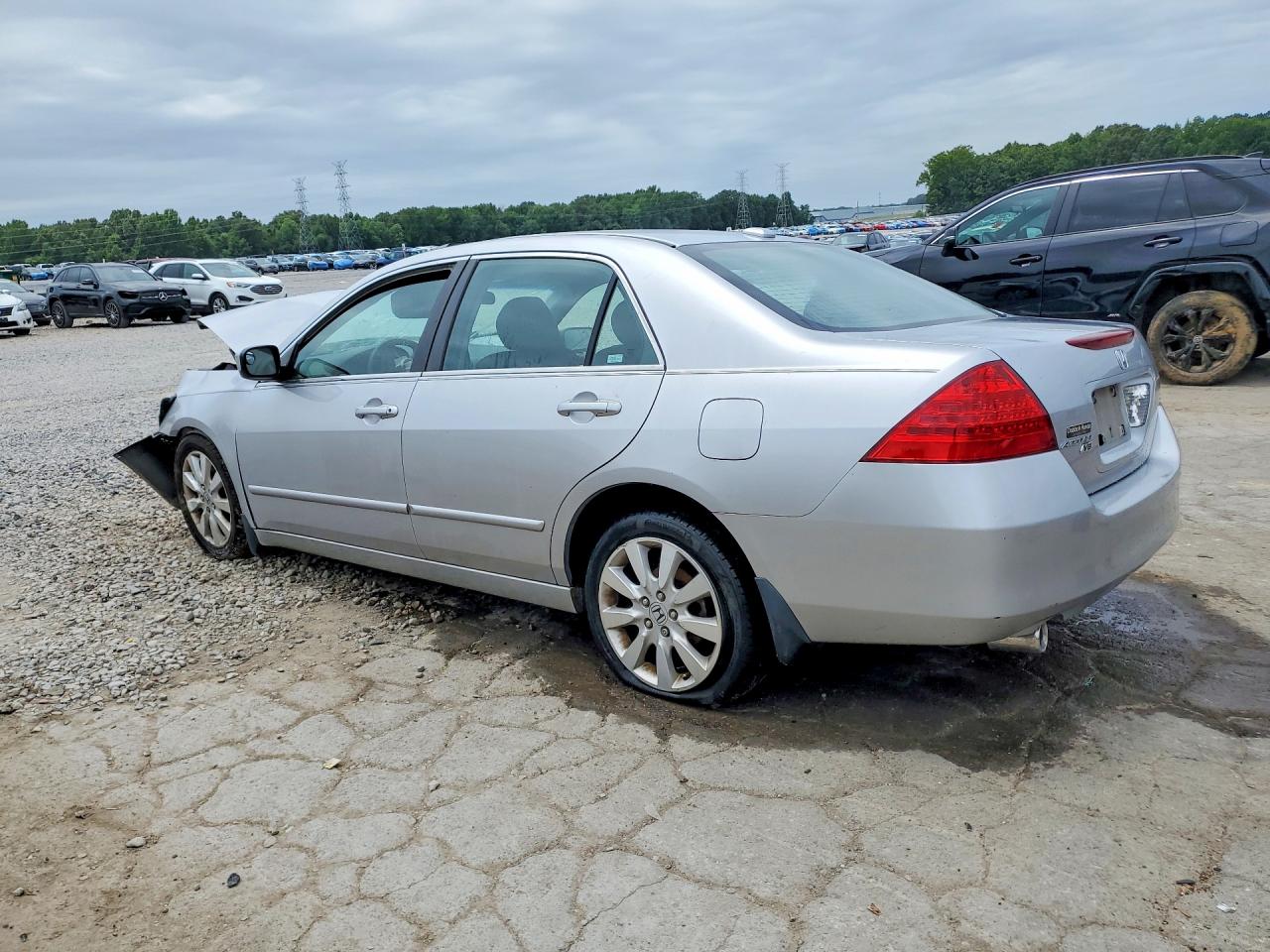 2007 Honda Accord Ex Silver vin: 1HGCM66557A101807