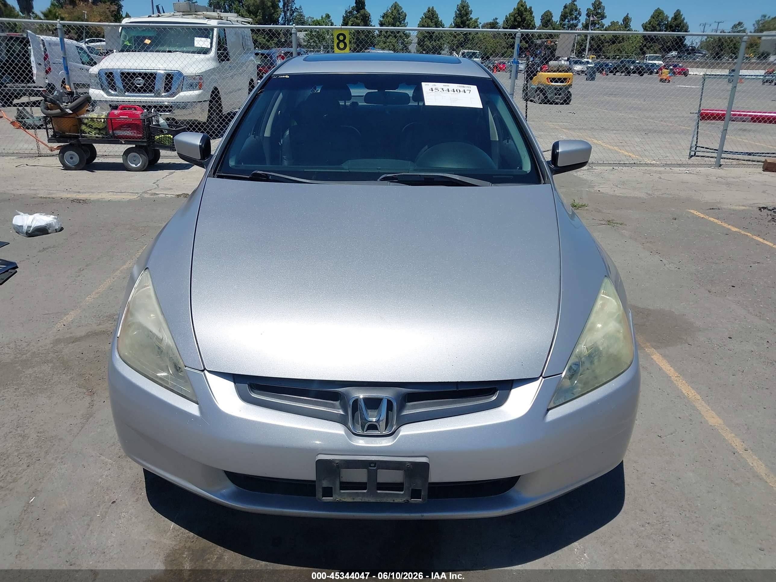 2003 Honda Accord 3.0 Ex Серебряный vin: 1HGCM66563A047900