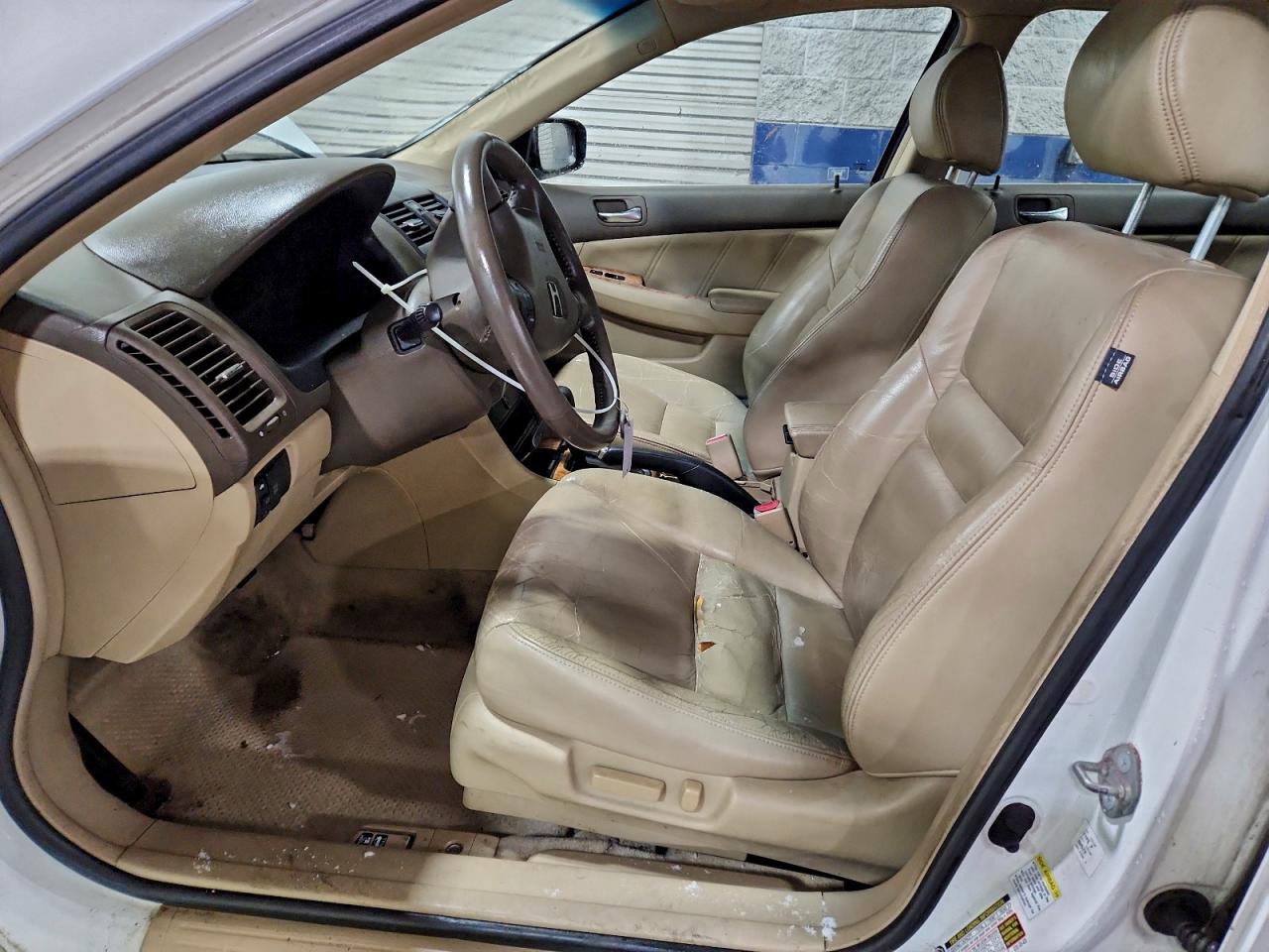 2004 Honda Accord Ex White vin: 1HGCM66564A007477