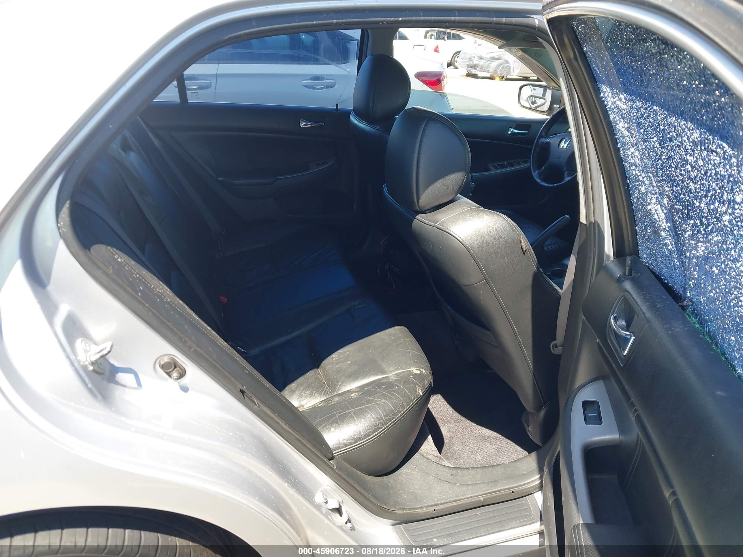 2005 Honda Accord 3.0 Ex Silver vin: 1HGCM66565A051321