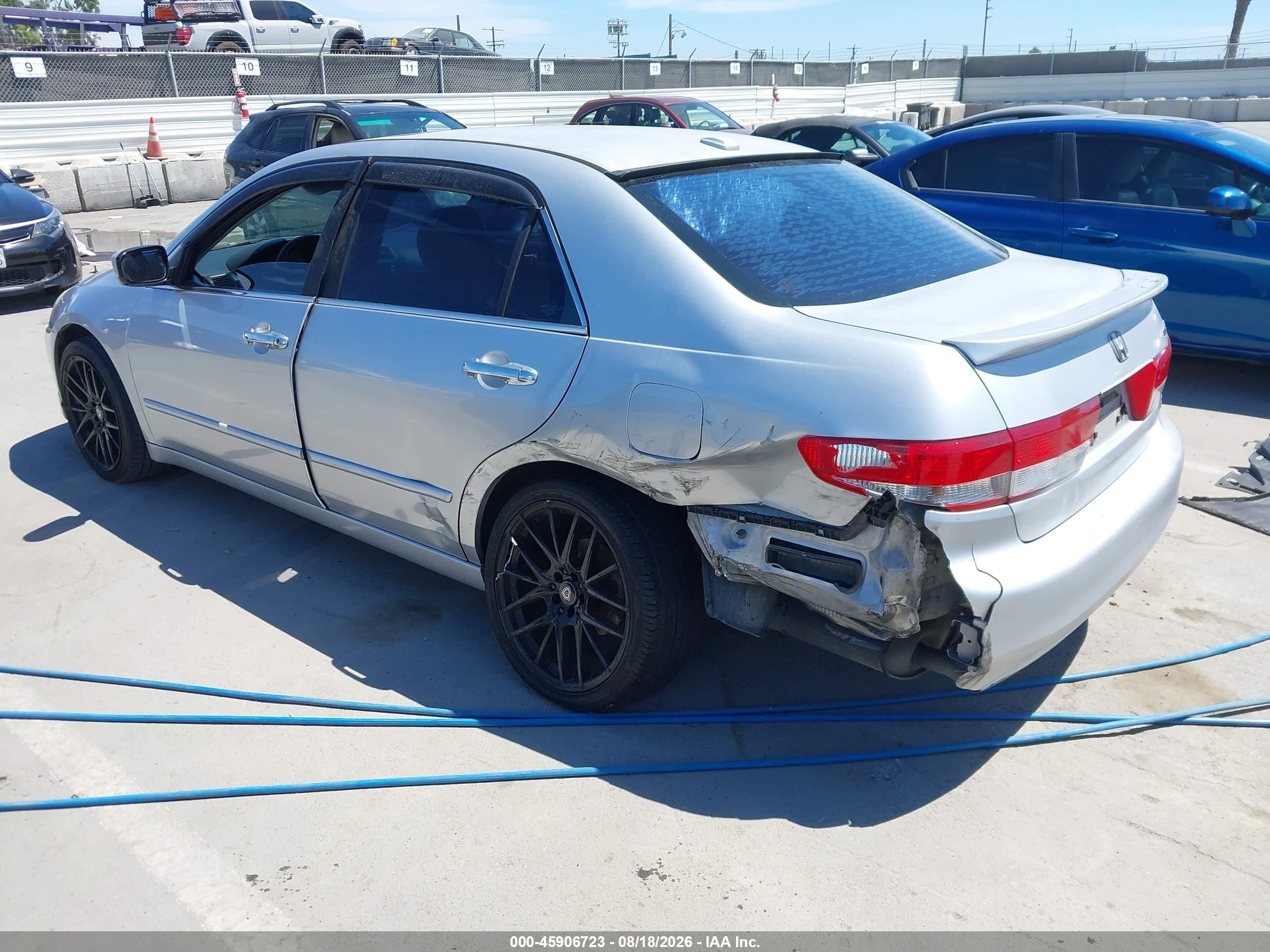 2005 Honda Accord 3.0 Ex Silver vin: 1HGCM66565A051321