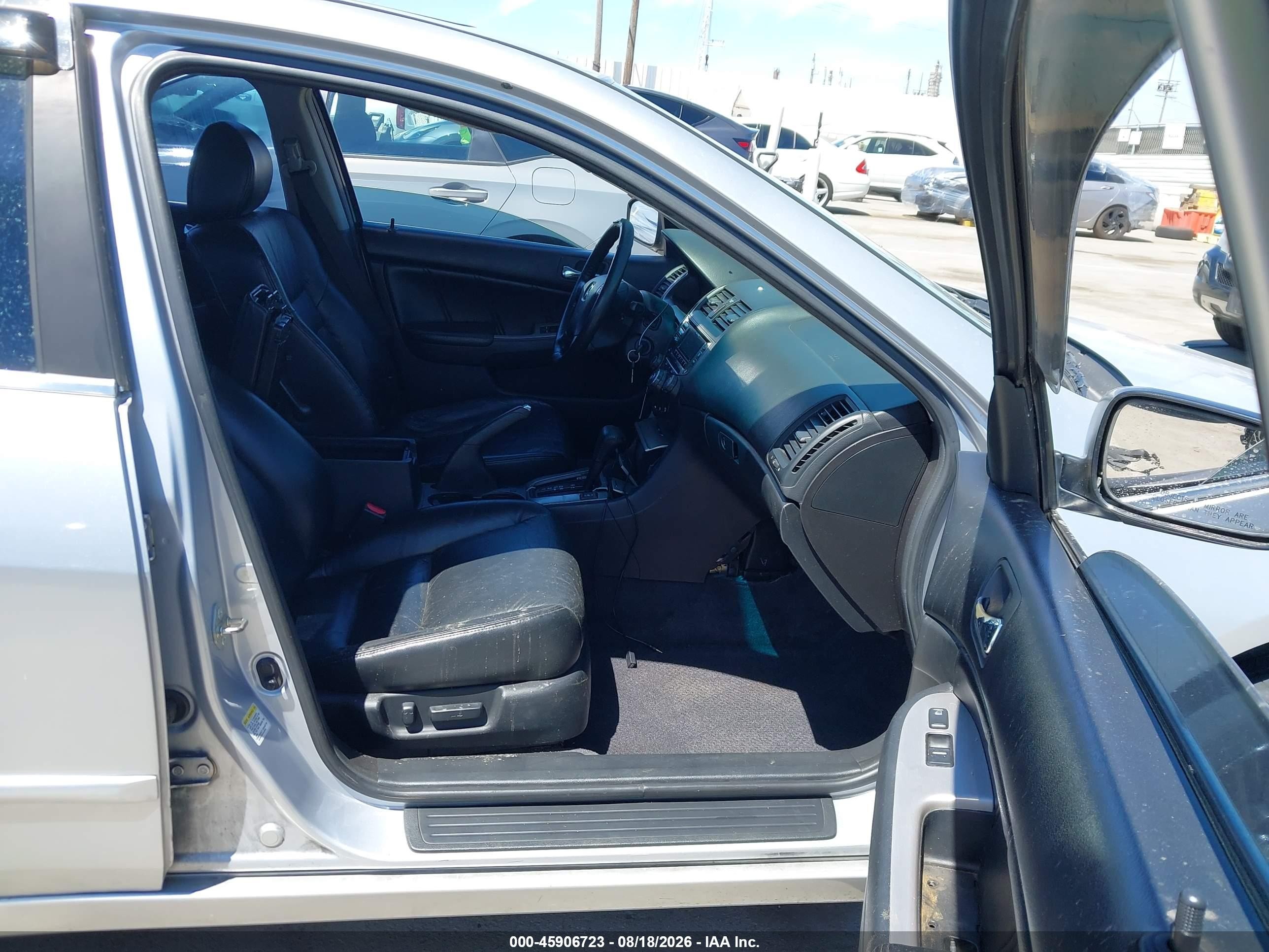 2005 Honda Accord 3.0 Ex Silver vin: 1HGCM66565A051321