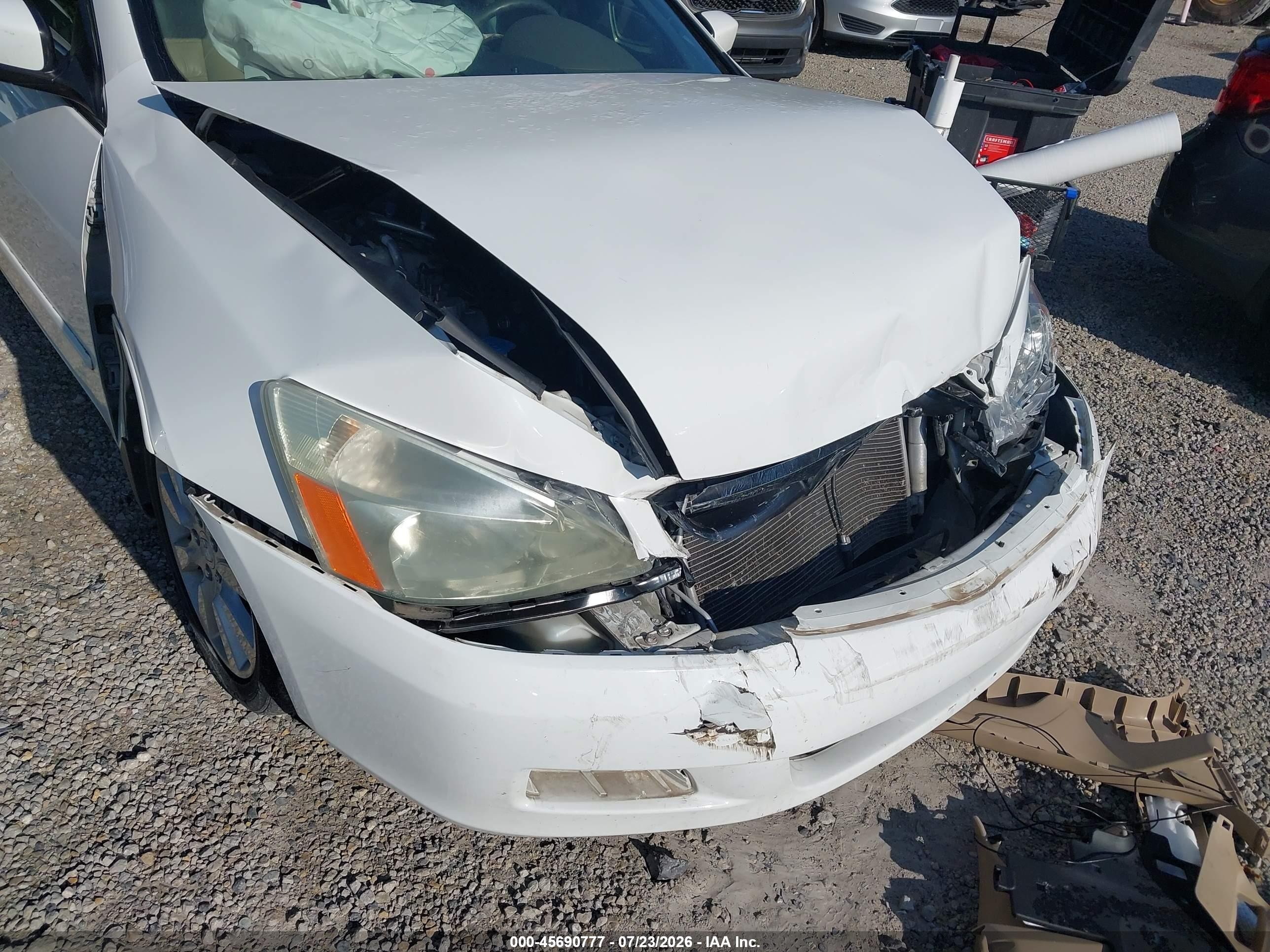 2006 Honda Accord 3.0 Ex White vin: 1HGCM66566A061431