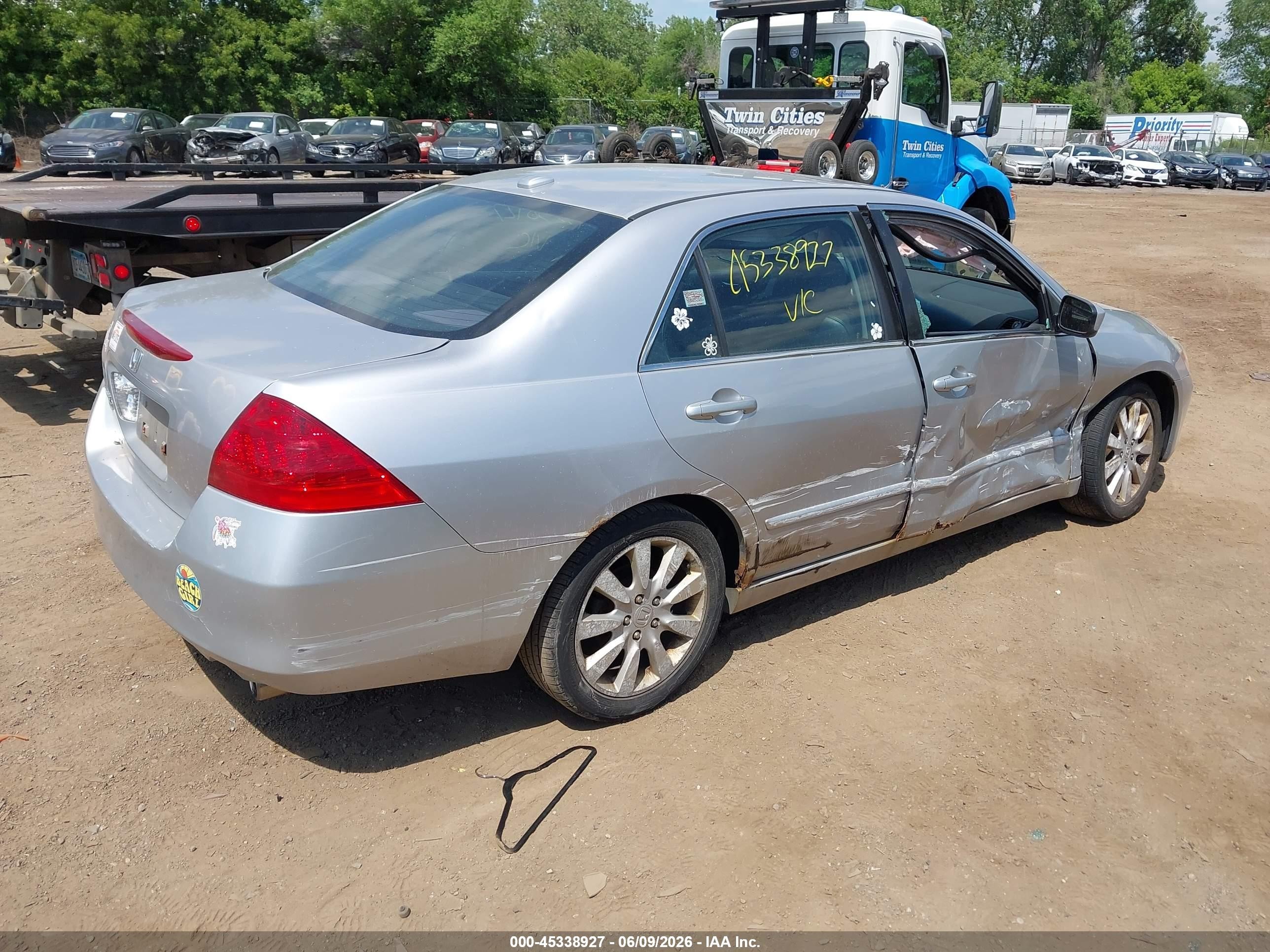 2006 Honda Accord 3.0 Ex Silver vin: 1HGCM66566A062367
