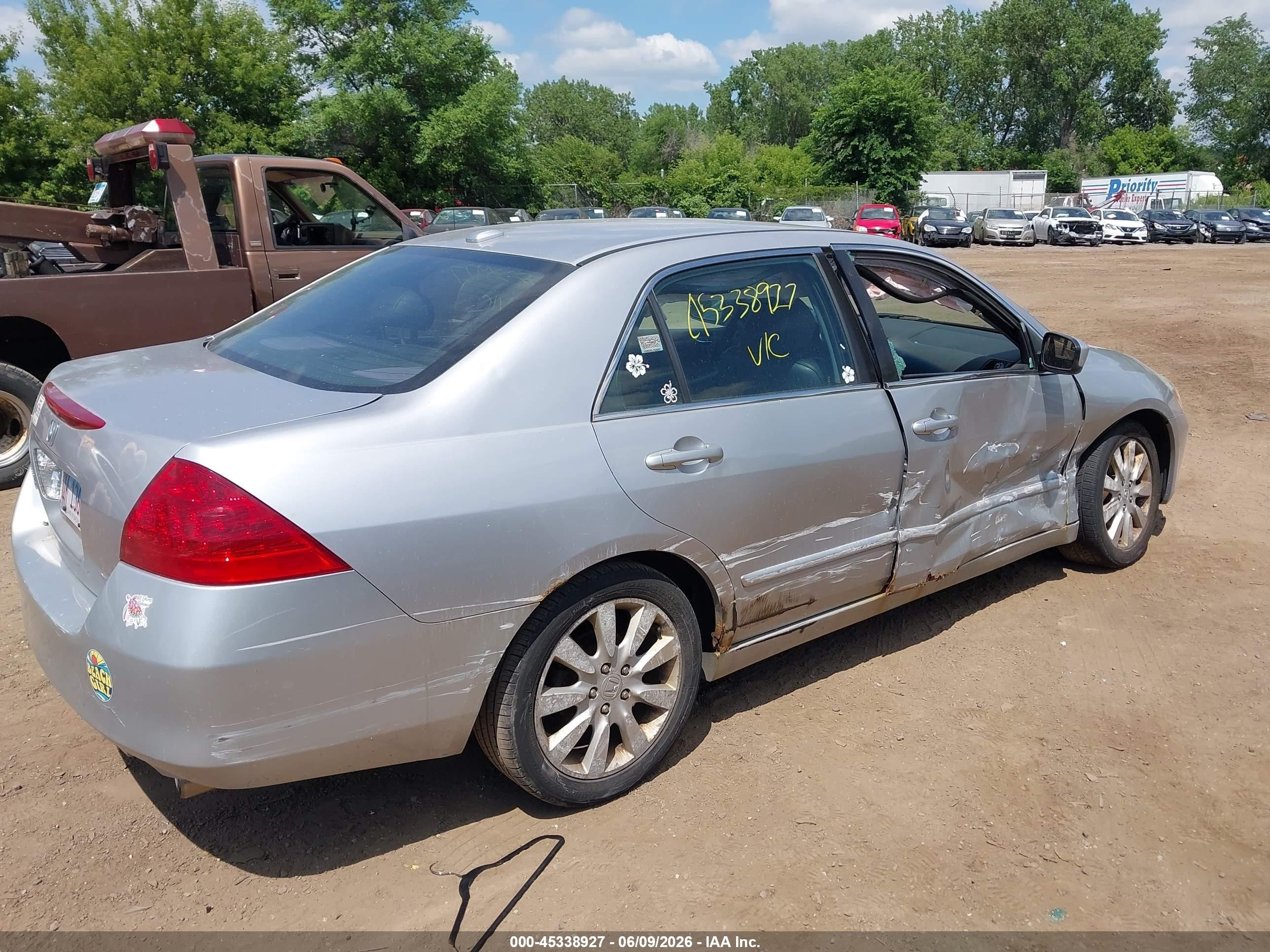 2006 Honda Accord 3.0 Ex Silver vin: 1HGCM66566A062367