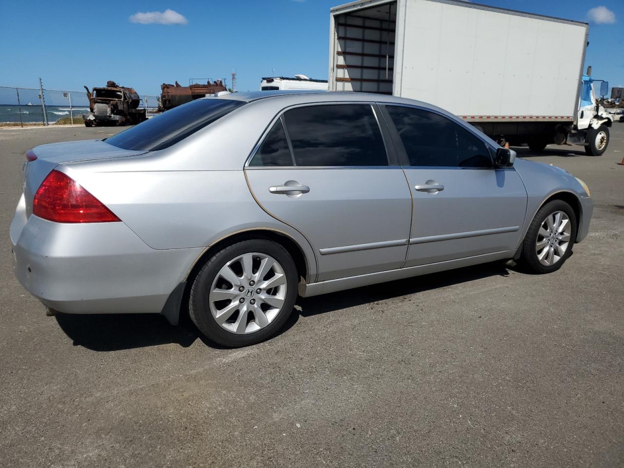 2007 Honda Accord Ex Silver vin: 1HGCM66567A049216