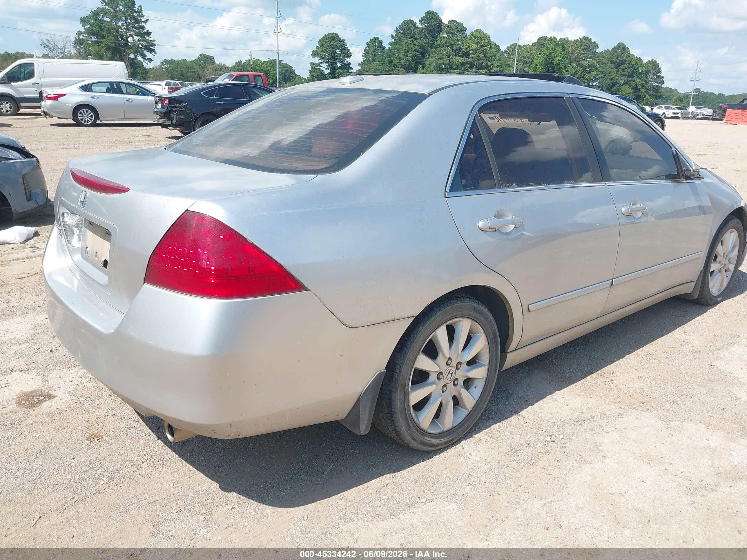 2007 Honda Accord 3.0 Ex Silver vin: 1HGCM66567A051385