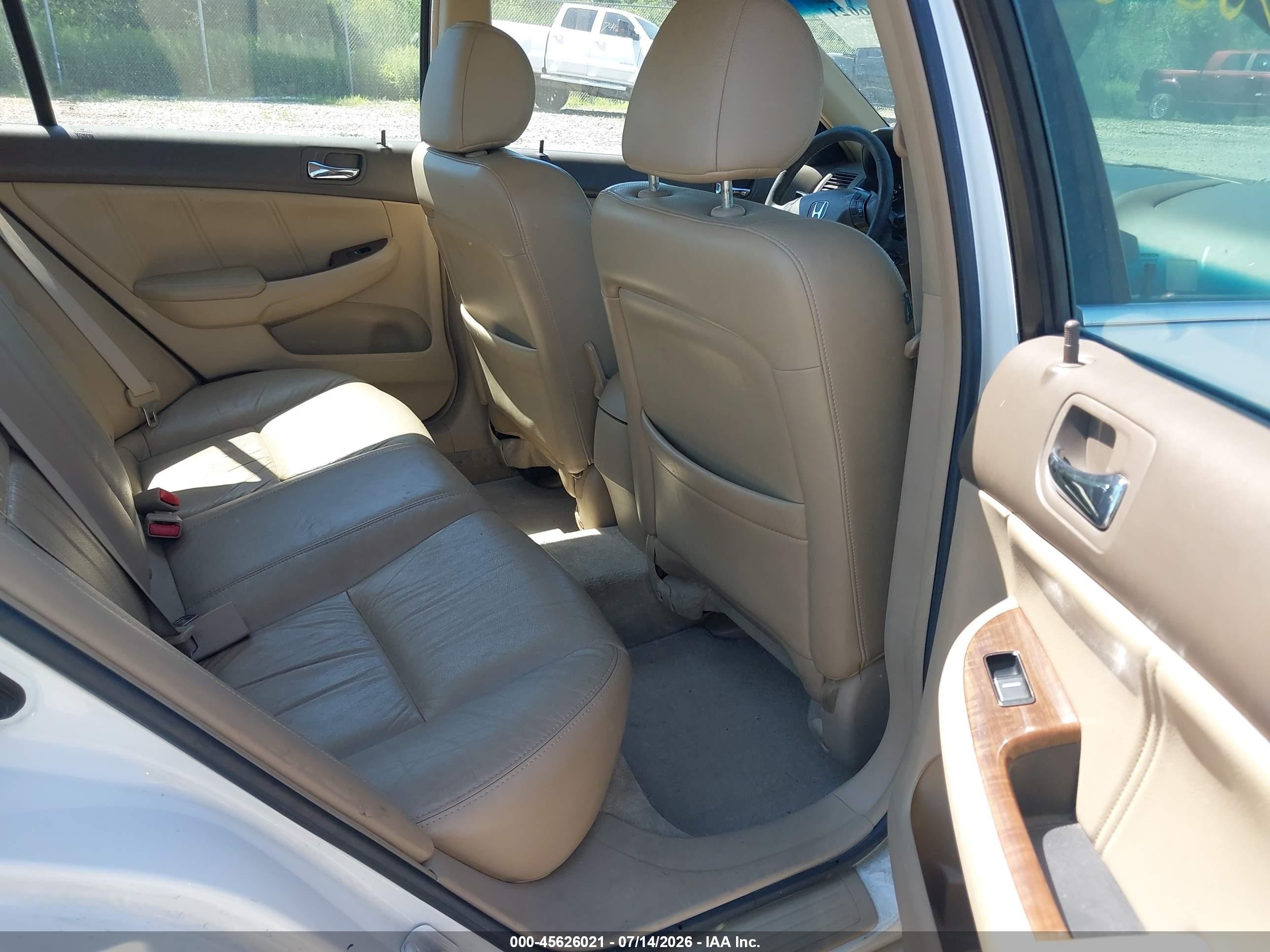2007 Honda Accord 3.0 Ex Белый vin: 1HGCM66567A082524