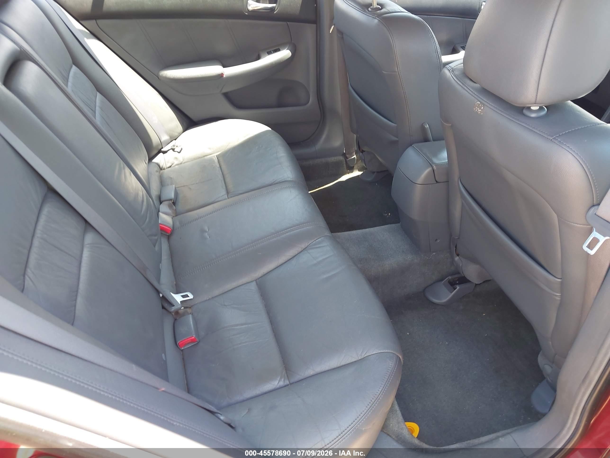 2003 Honda Accord Sdn Ex Red vin: 1HGCM66573A062258