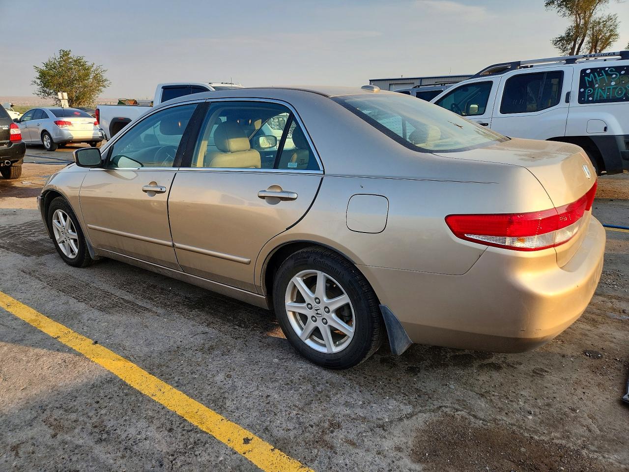 2004 Honda Accord Ex Gold vin: 1HGCM66574A027088
