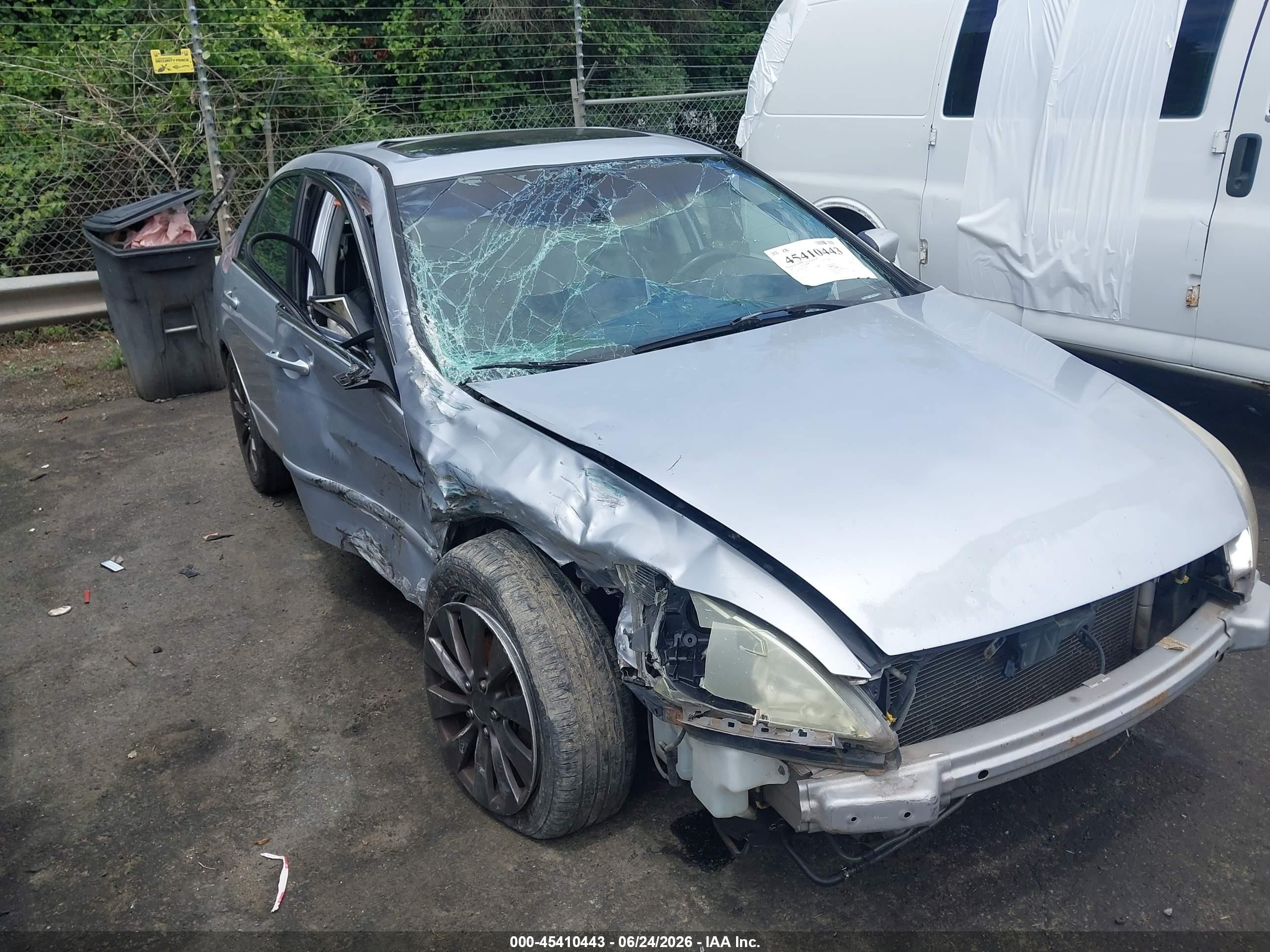 2005 Honda Accord 3.0 Ex Silver vin: 1HGCM66575A033135